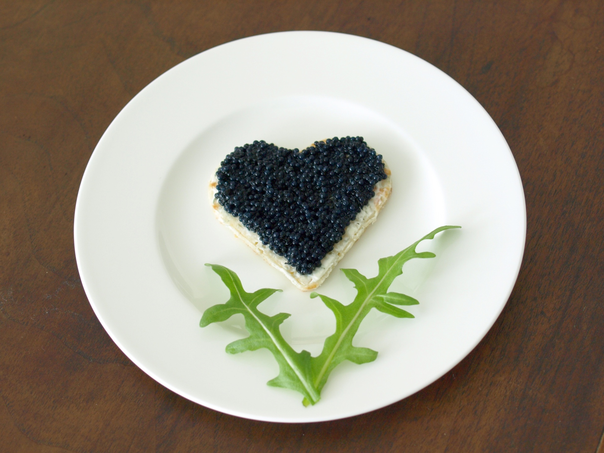 Blini-Herzen mit Deutschem Kaviar
