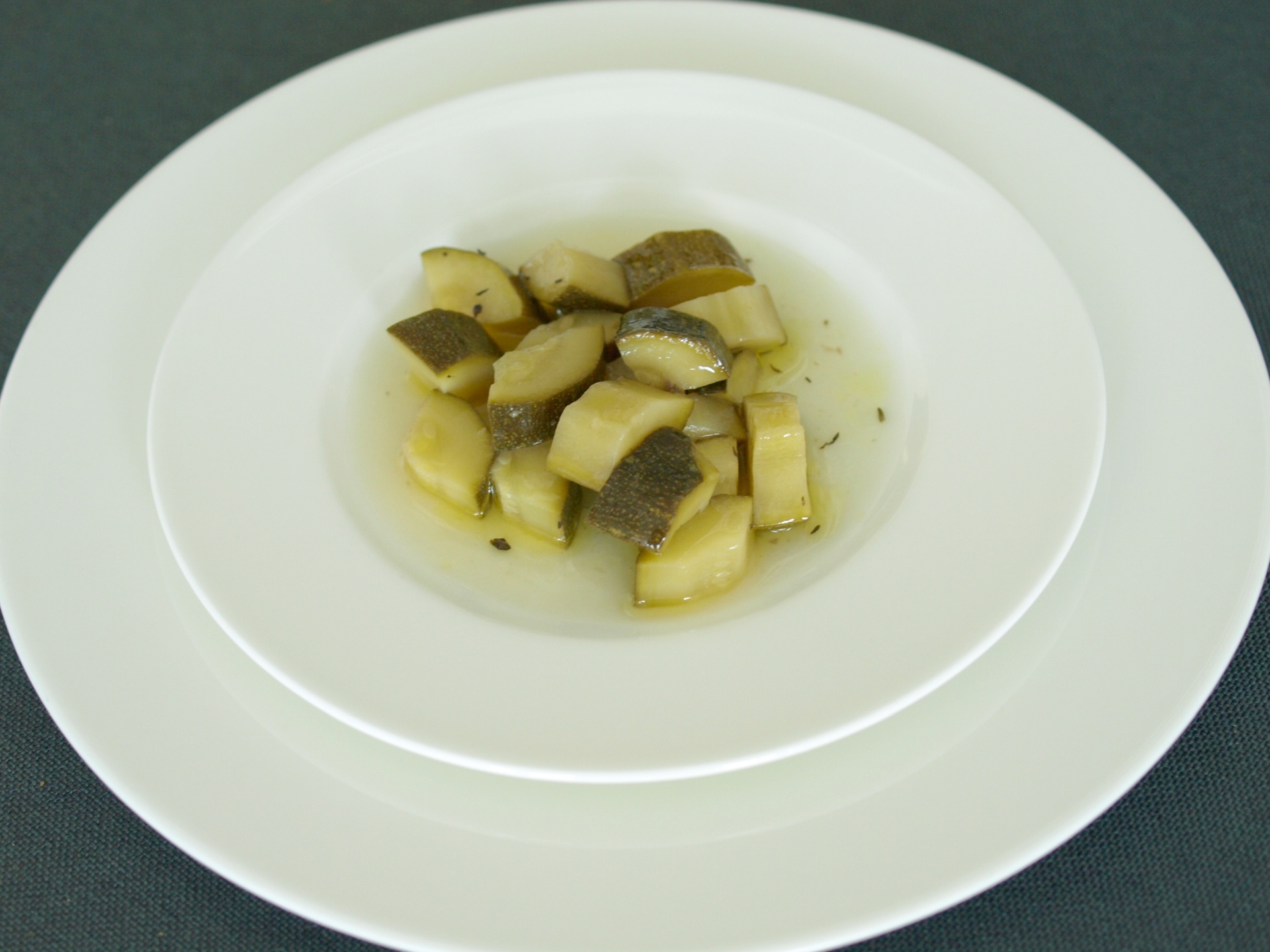 Marinierte Zucchini auf griechische Art