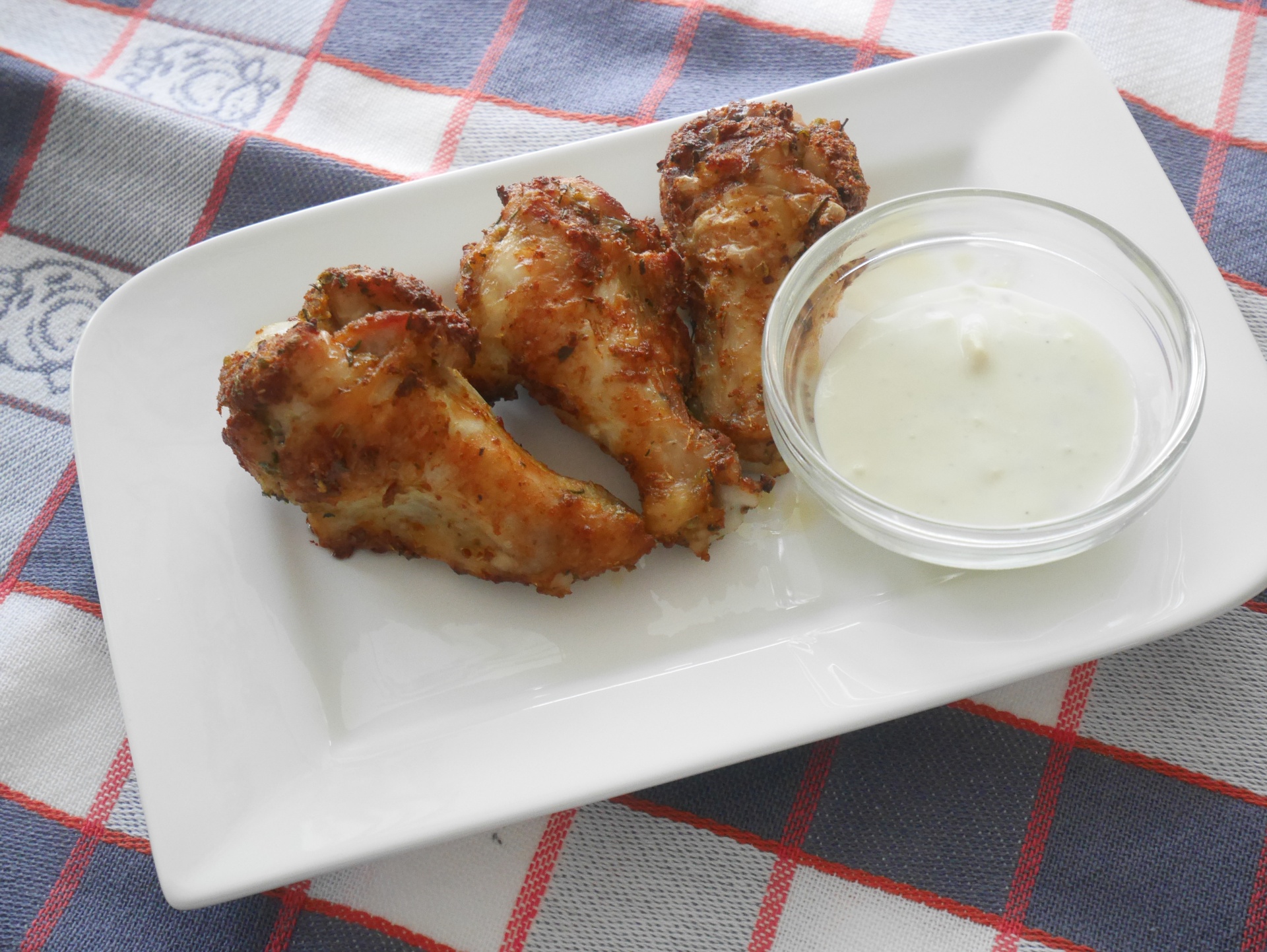 Chicken Wings mit Blue Cheese-Dip