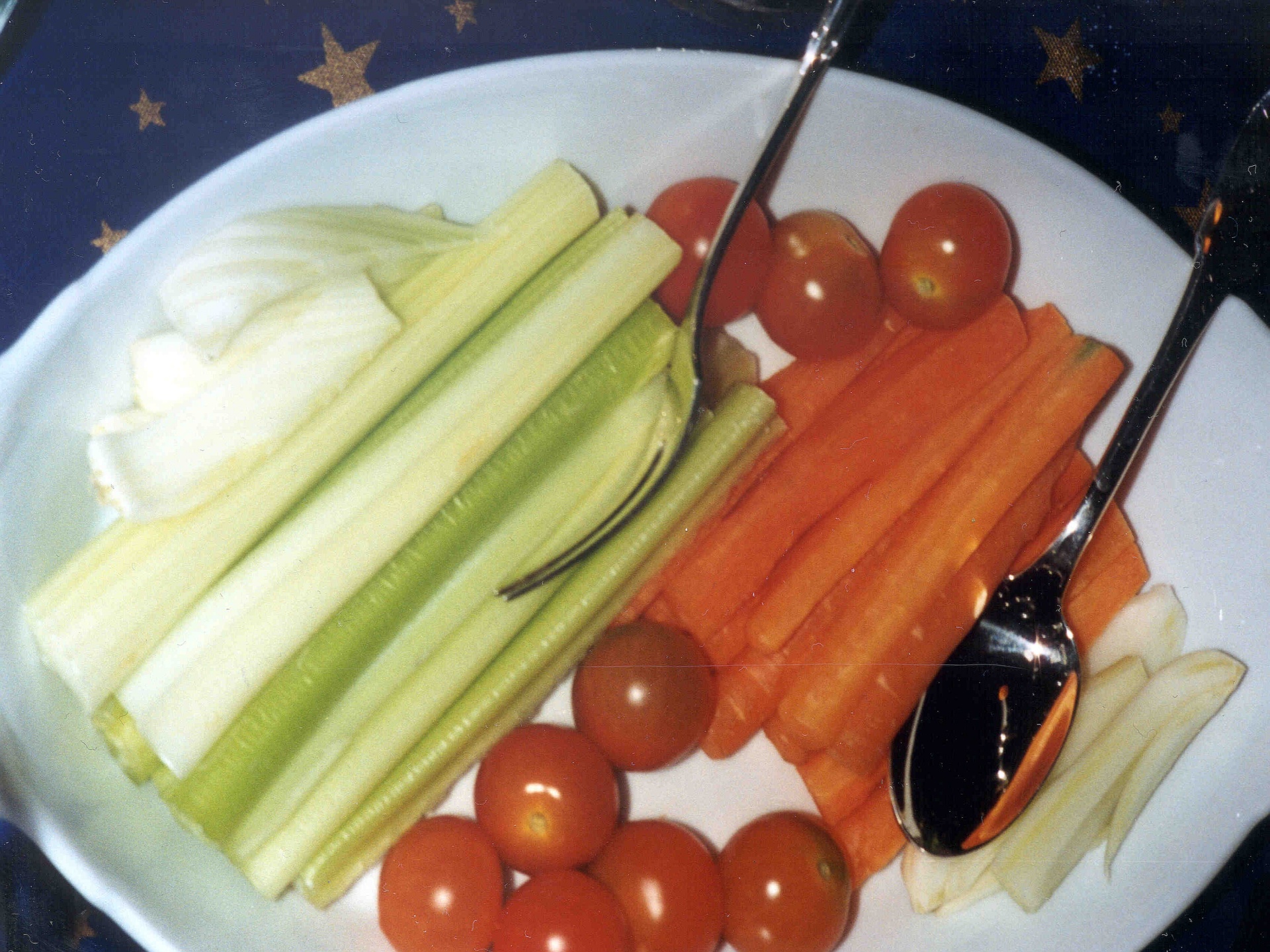 Rohkost mit Blue Cheese Sauce