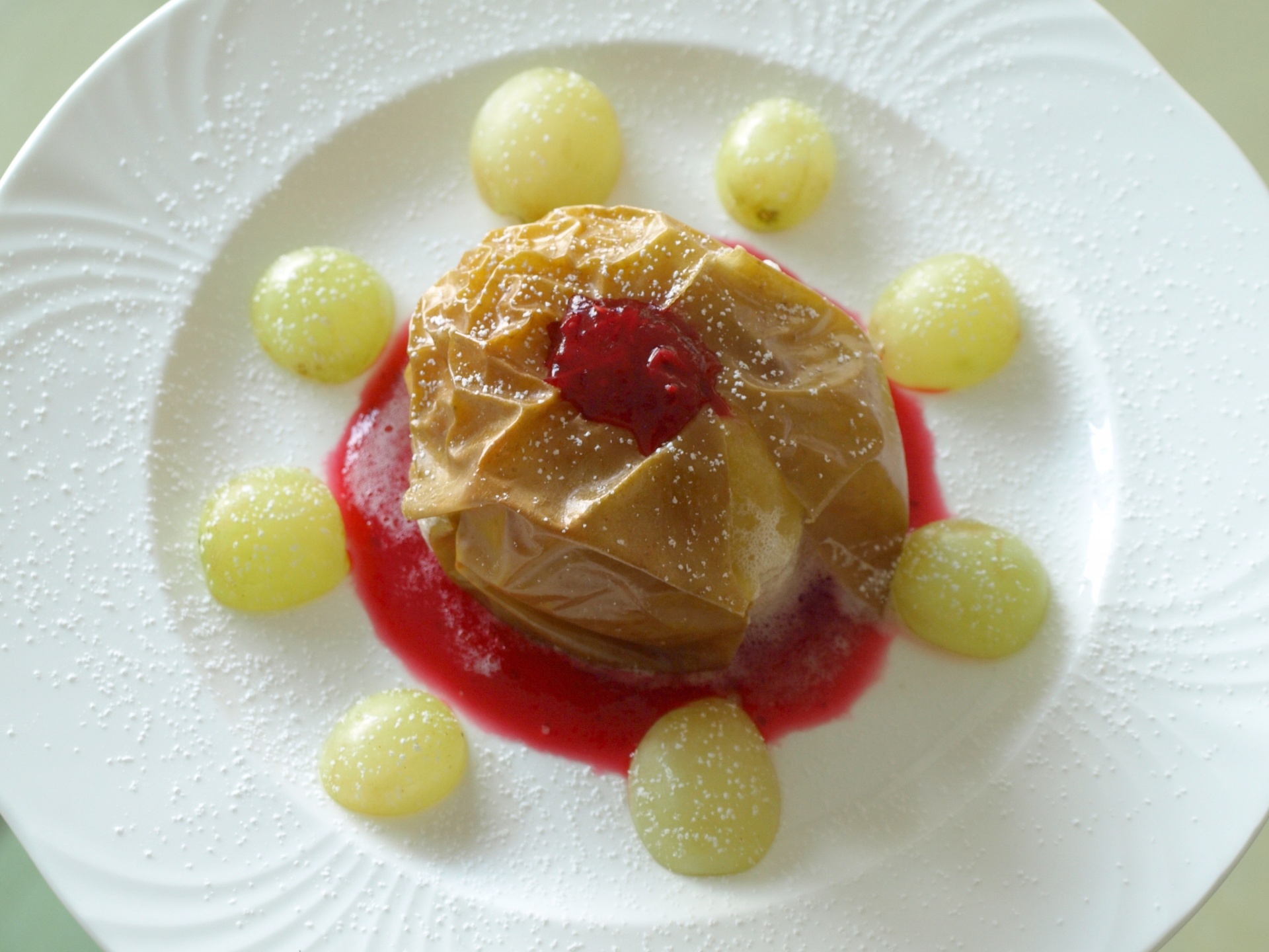Bratapfel mit Cranberry-Sauce