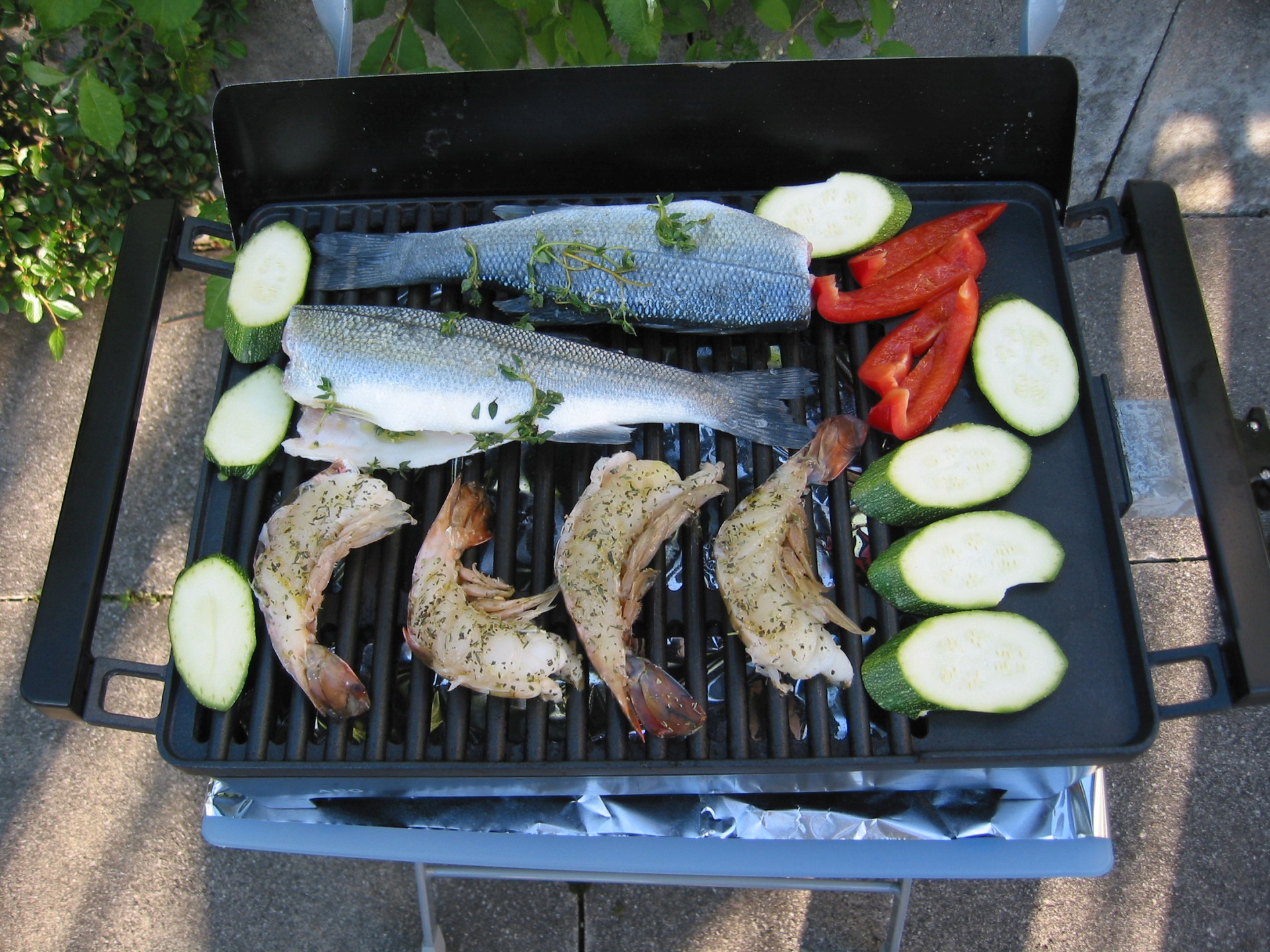 Fisch gegrillt mit Gemse