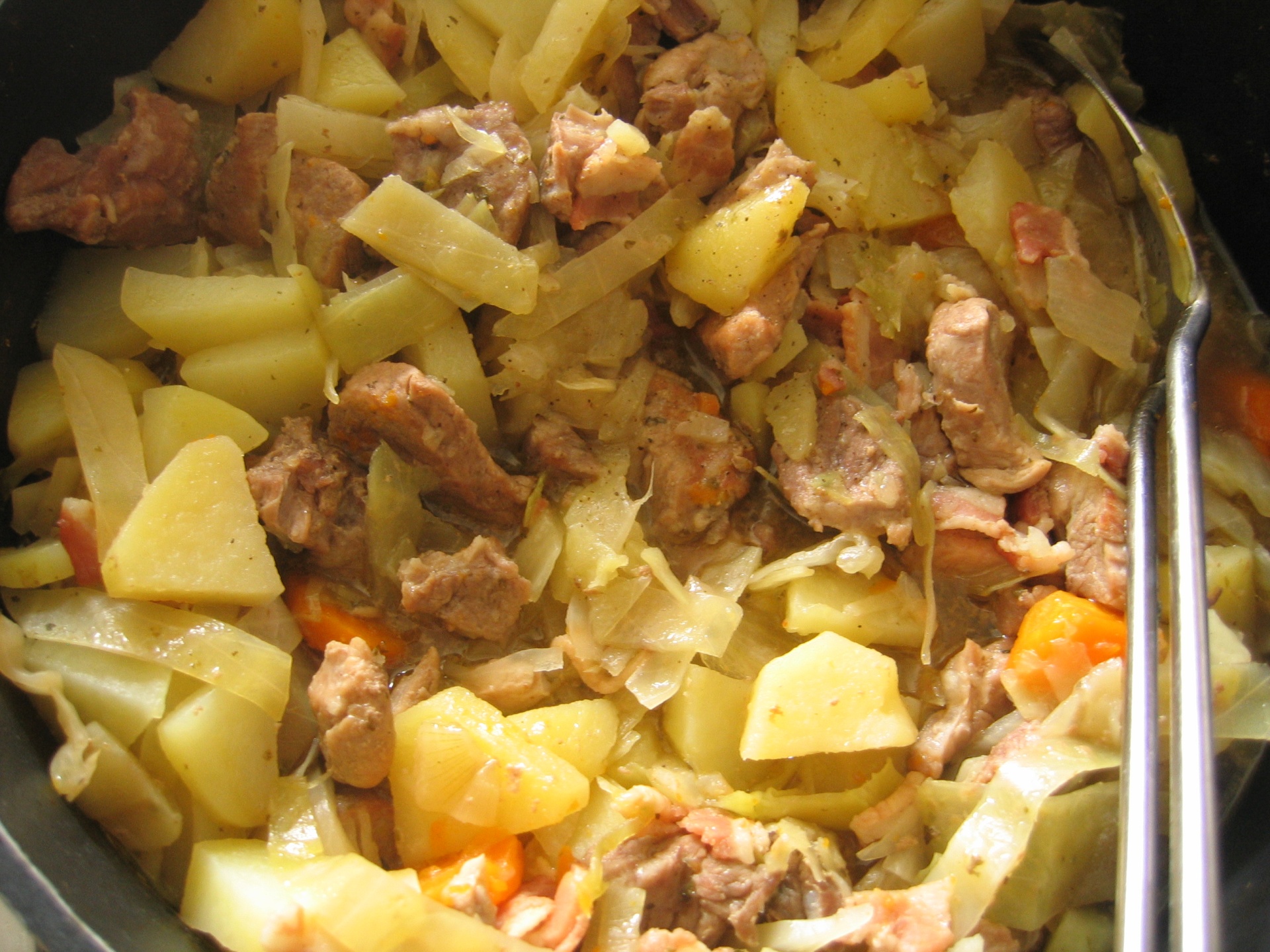 Schweinefleisch-Eintopf