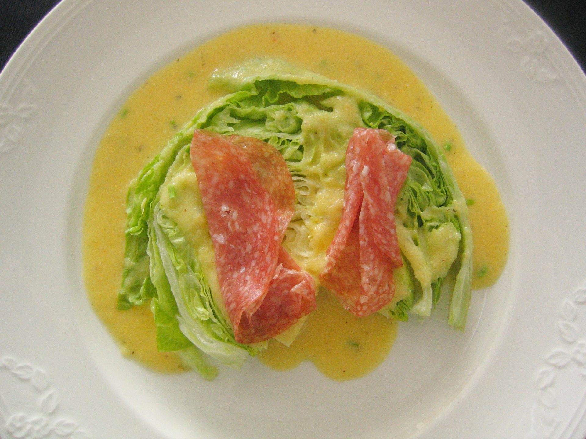 Eissalat mit Polenta-Dressing