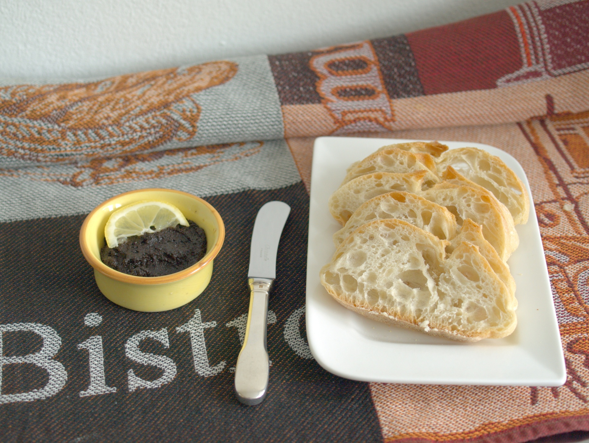 Franzsischer Olivenaufstrich