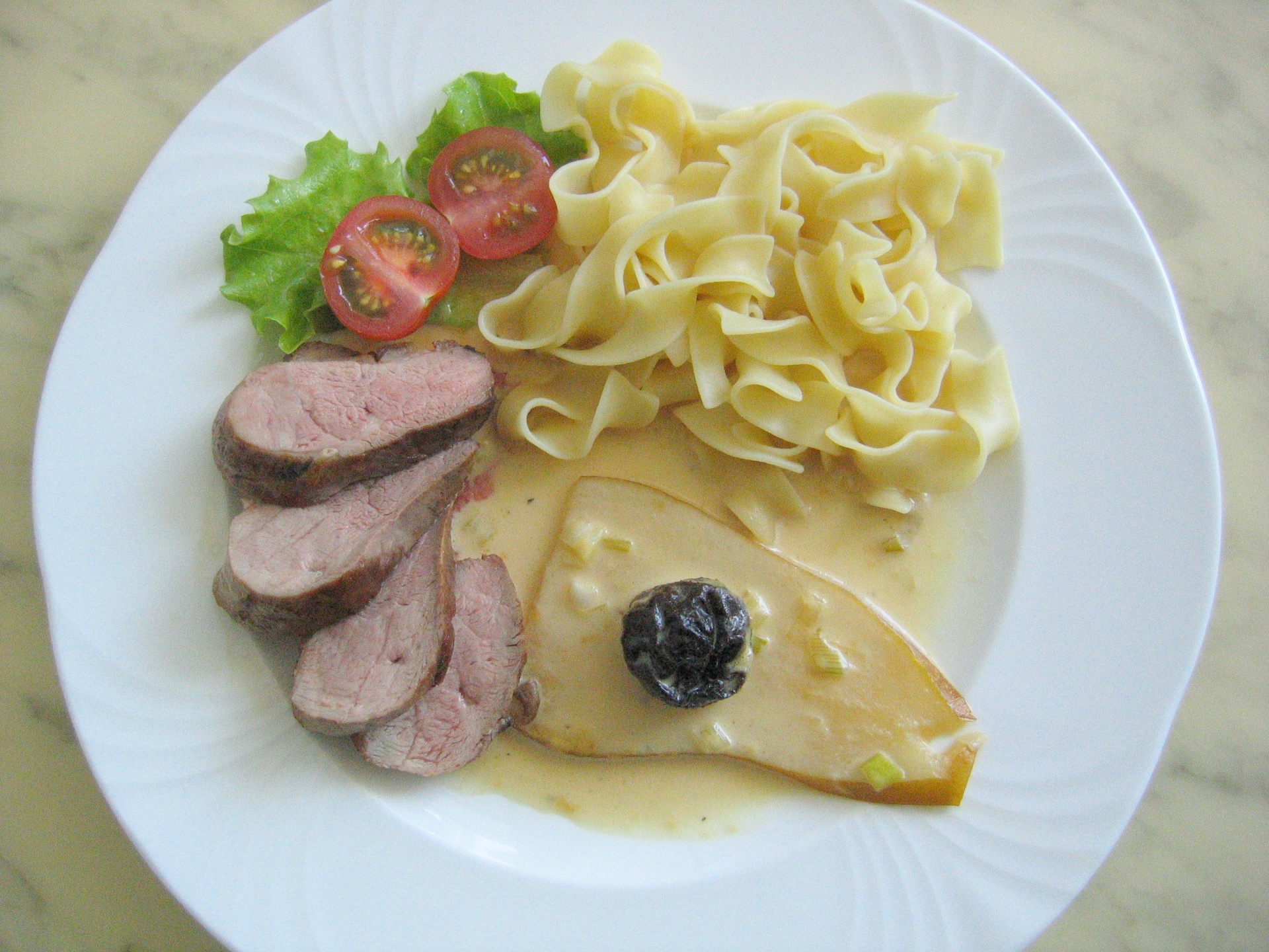 Entenbrust mit Orangensauce