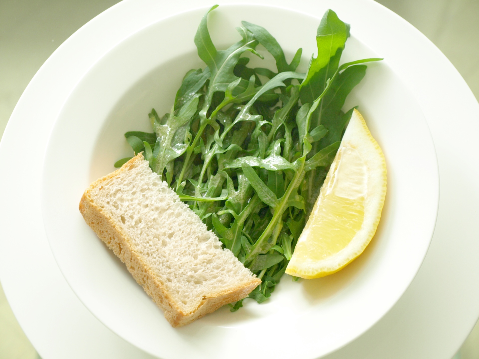 Rucola mit Sardellencreme-Dressing