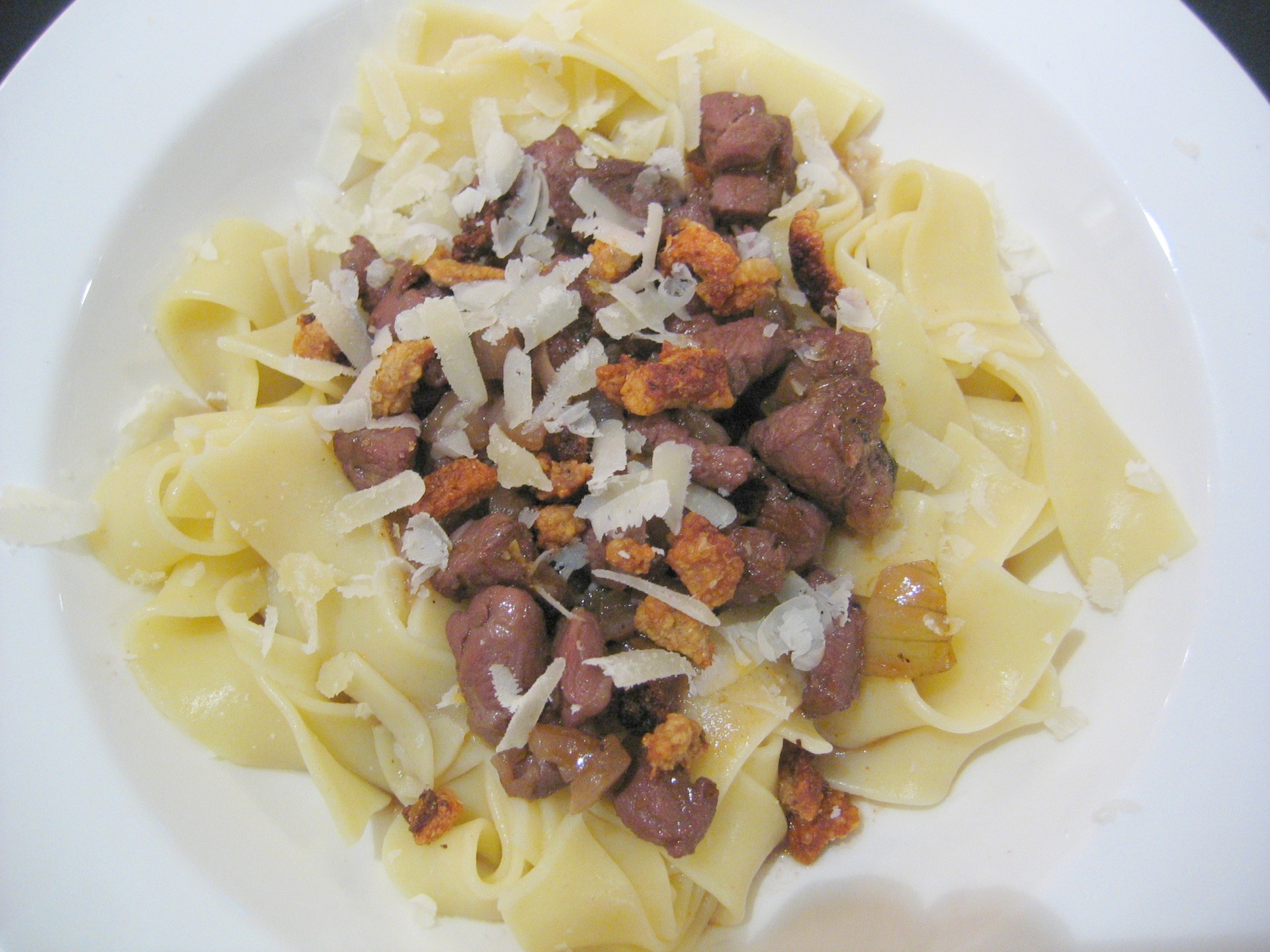 Bandnudeln mit Entenragout