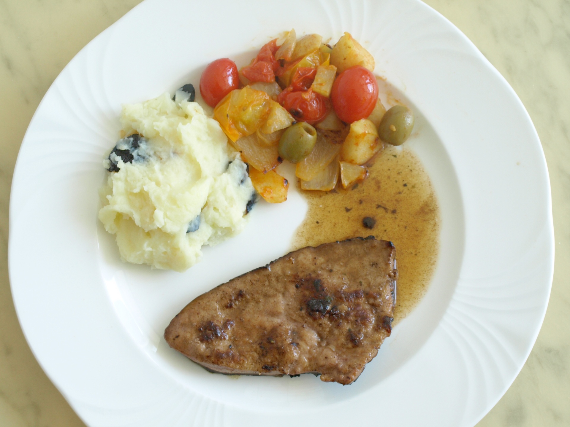Kalbsleber mit Gemsegarnitur