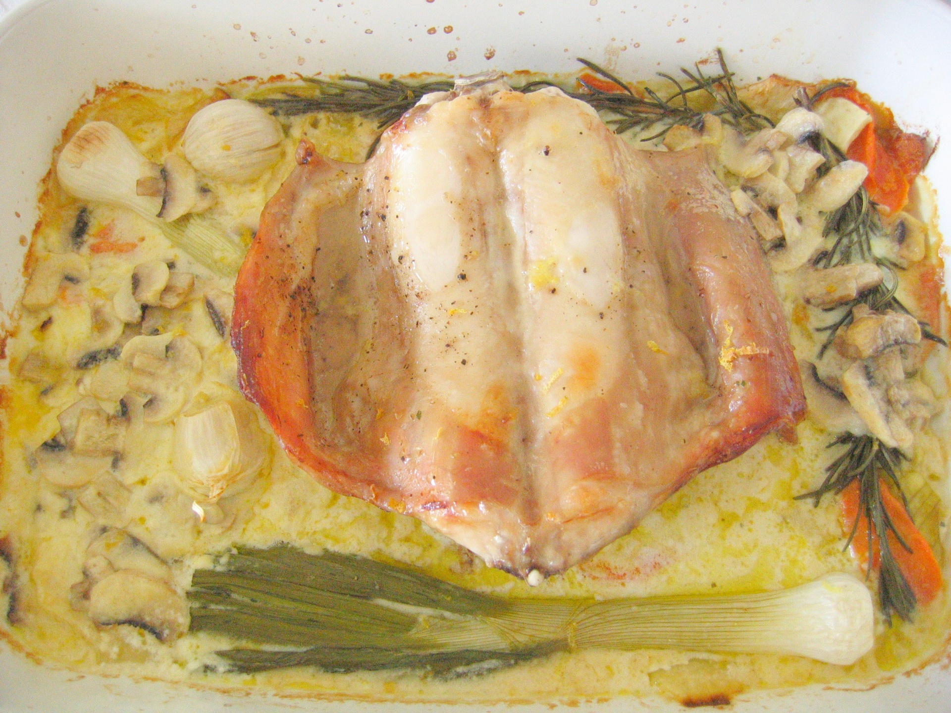 Kaninchenrcken auf Sahnesauce