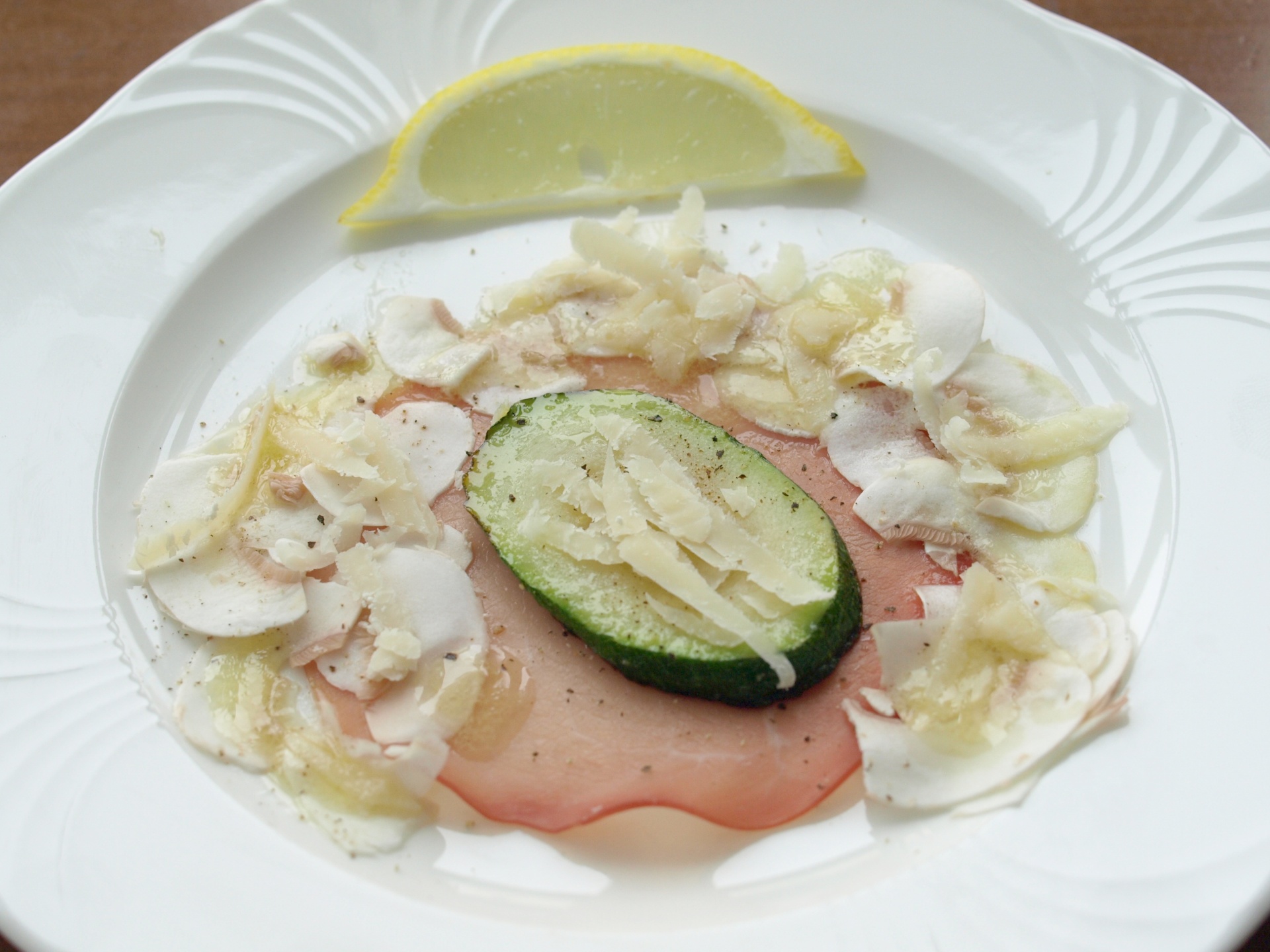 Zucchini auf Nuss-Schinken
