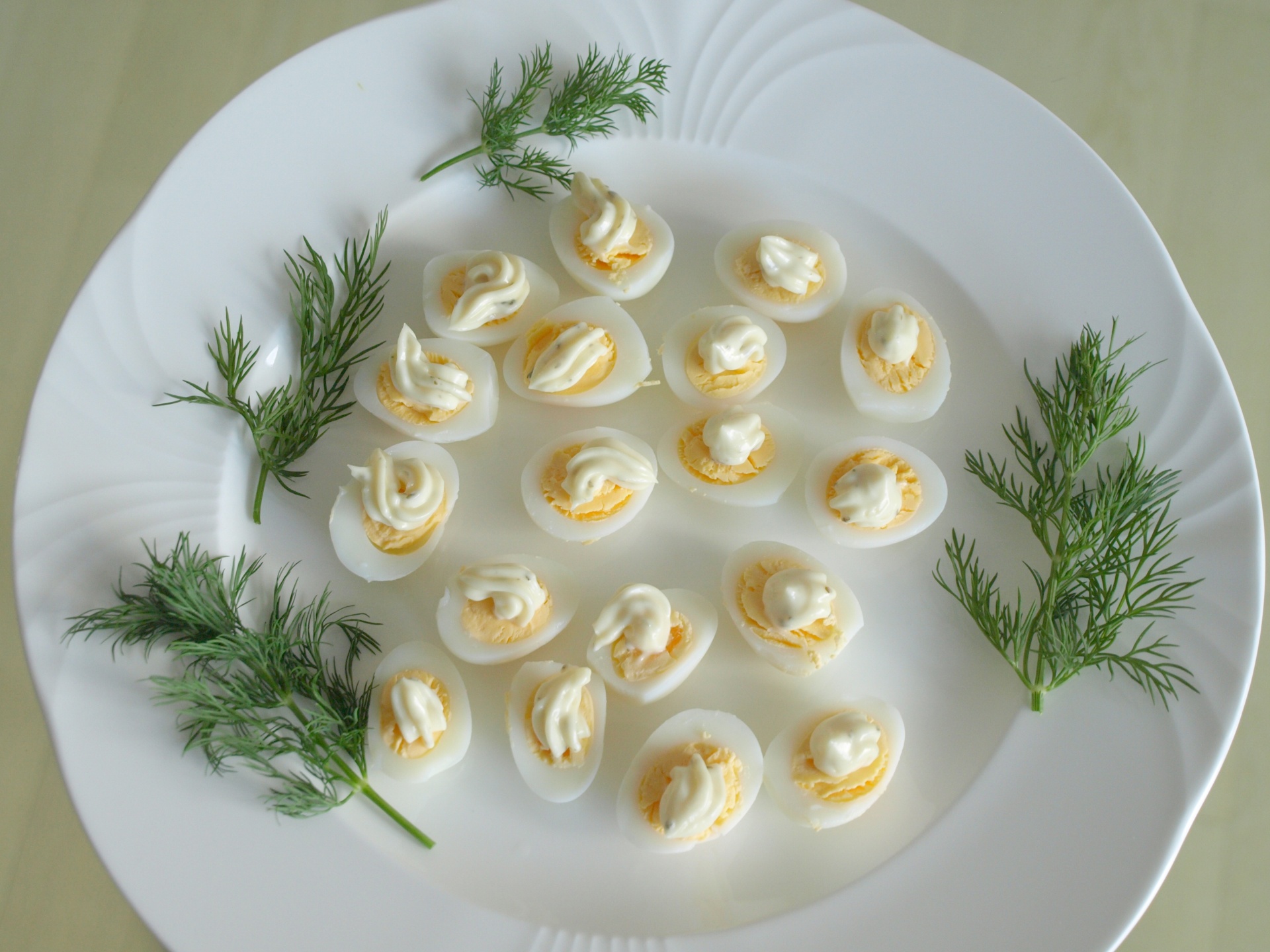 Wachteleier mit Remoulade
