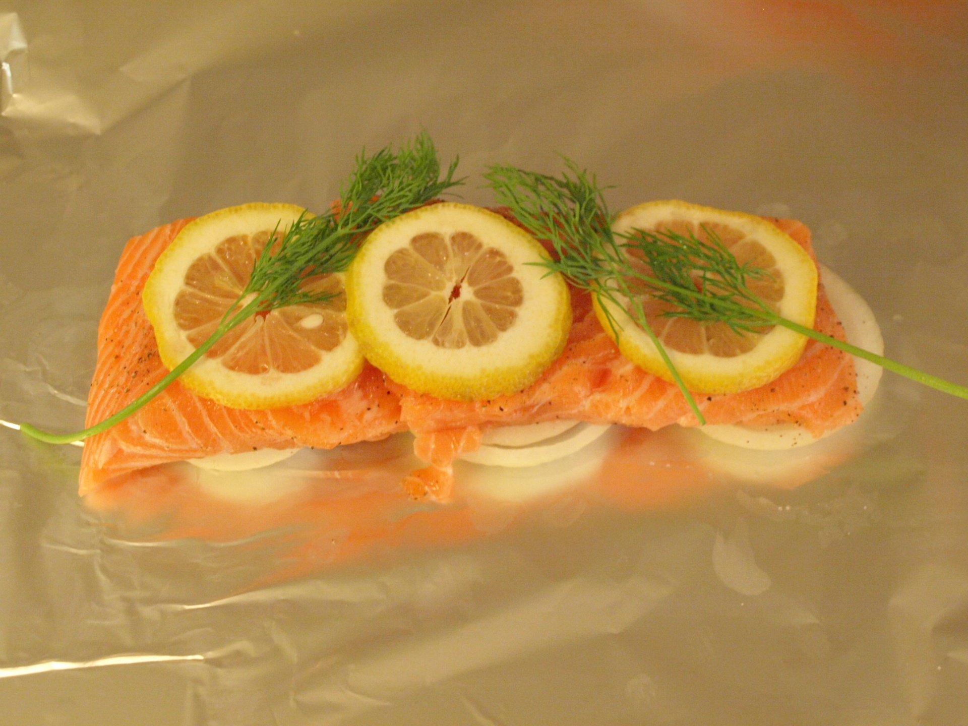 Lachs in Folie gegart