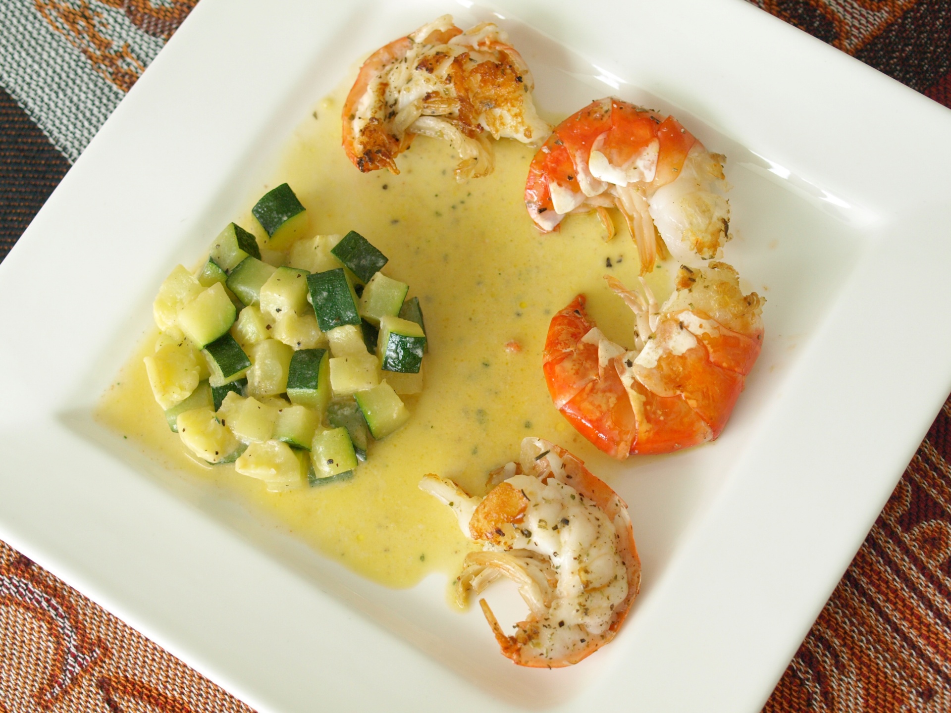 Riesengarnelen mit Zucchiniwrfeln