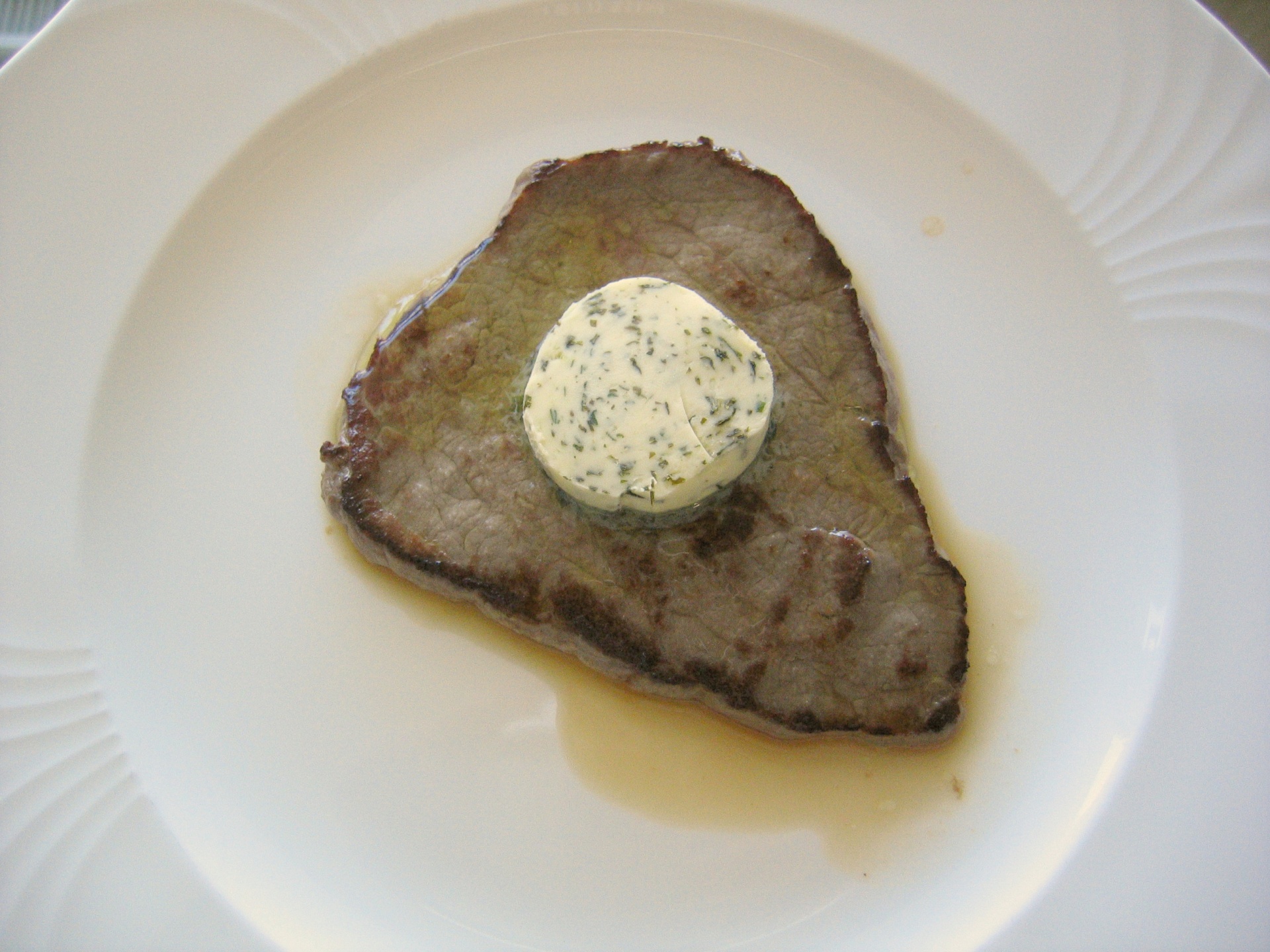 Minutensteak vom Rind mit Kruterbutter