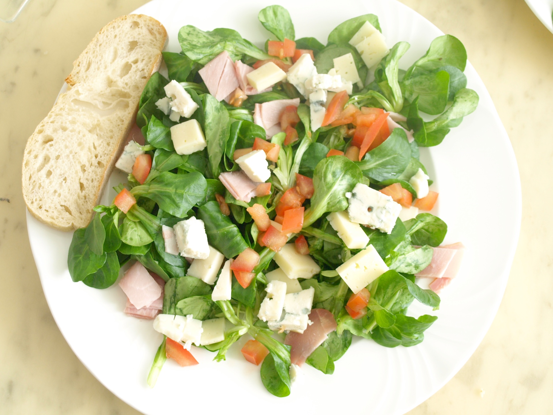 Feldsalat mit Schinken