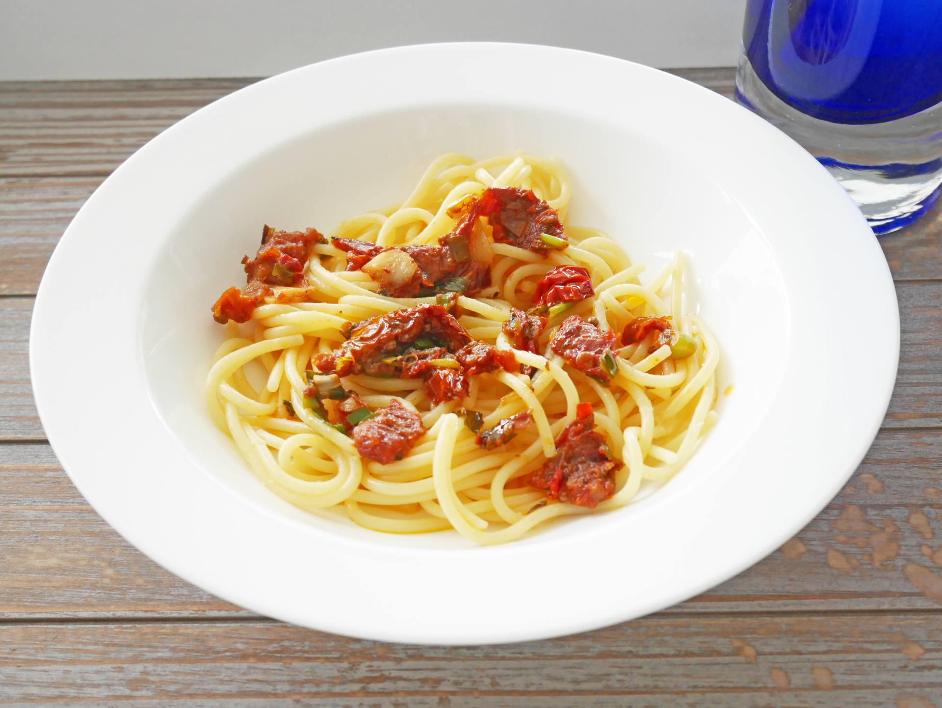 Spaghetti mit getrockneten Tomaten
