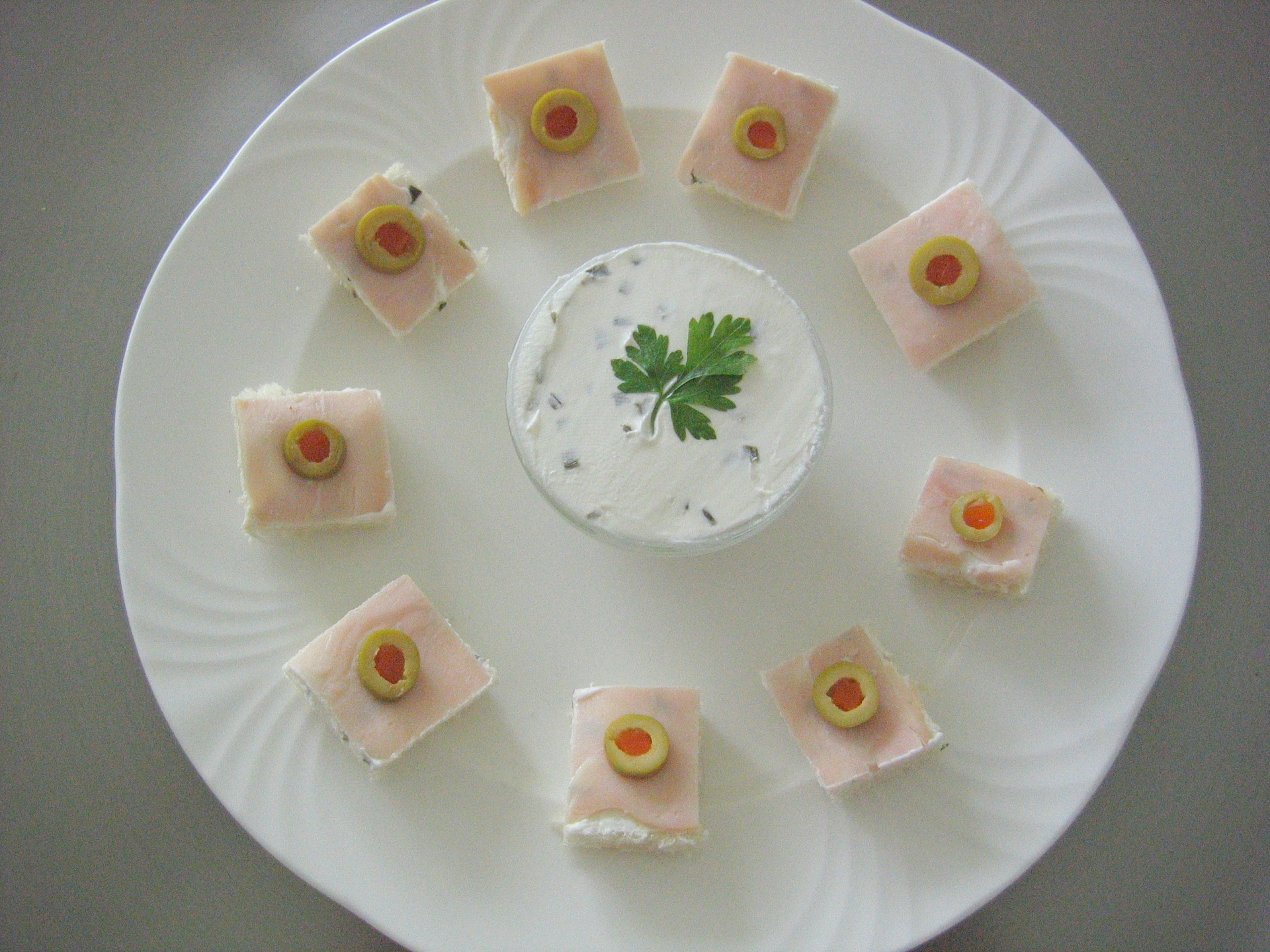 Mini-Canaps mit Ziegenfrischkse und
              Putenbrust