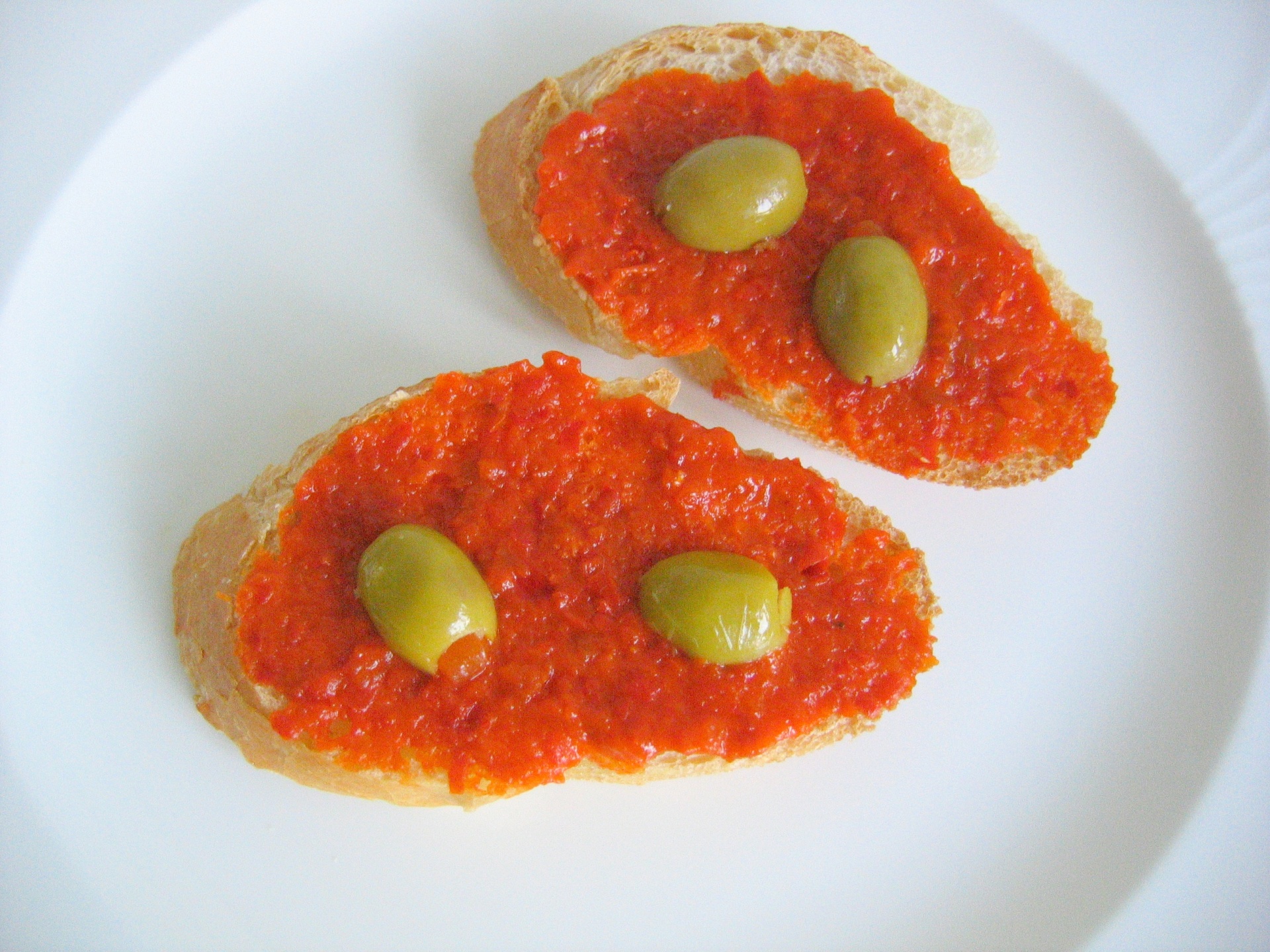 Rstbrot mit Ajvar
