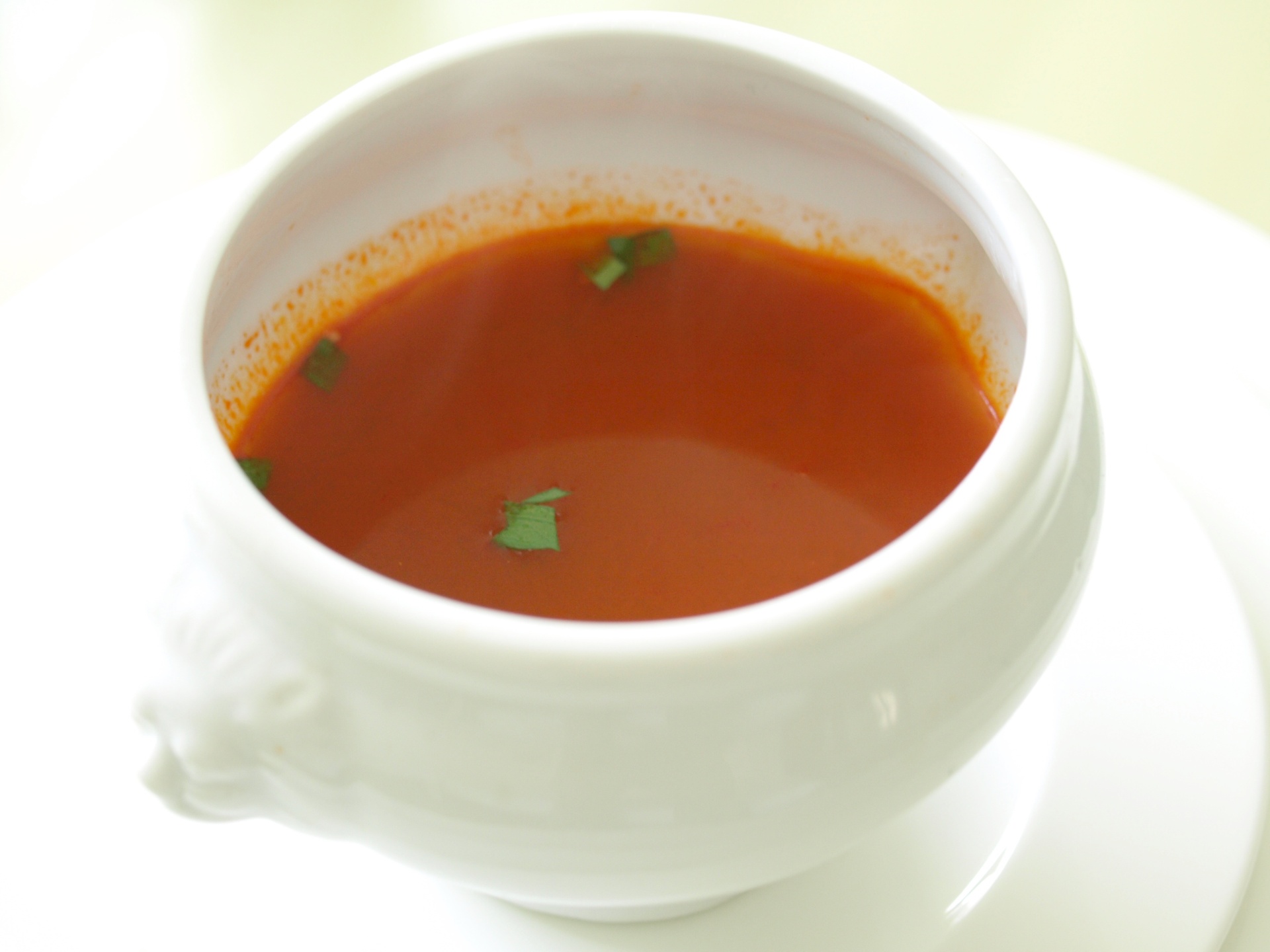 Tomatensuppe mit Estragon
