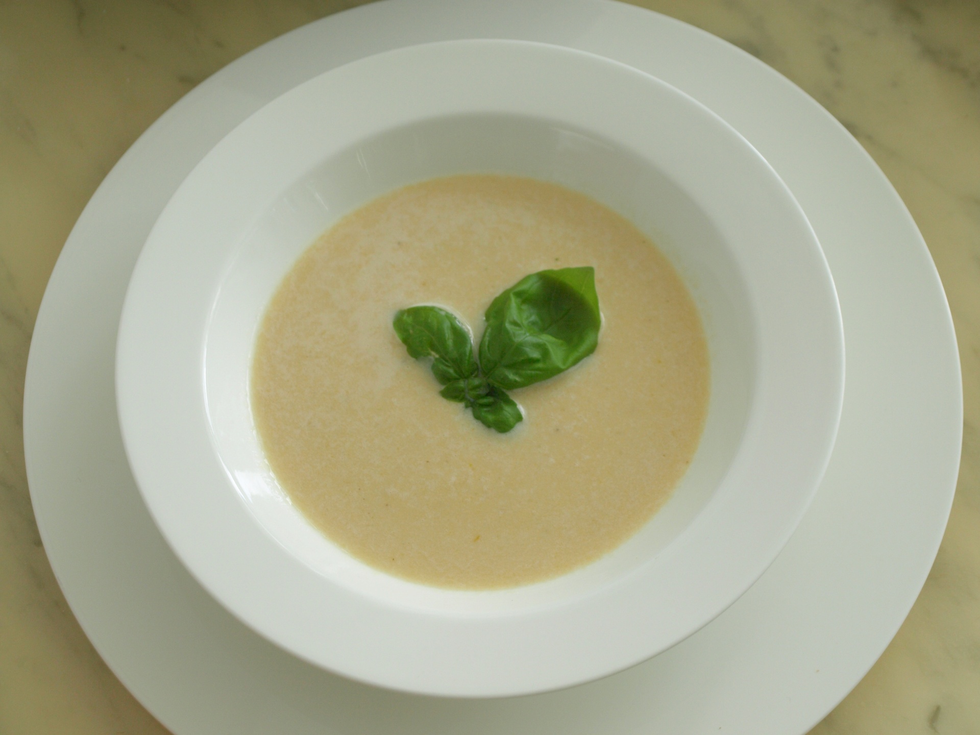 Legierte Hhnersuppe