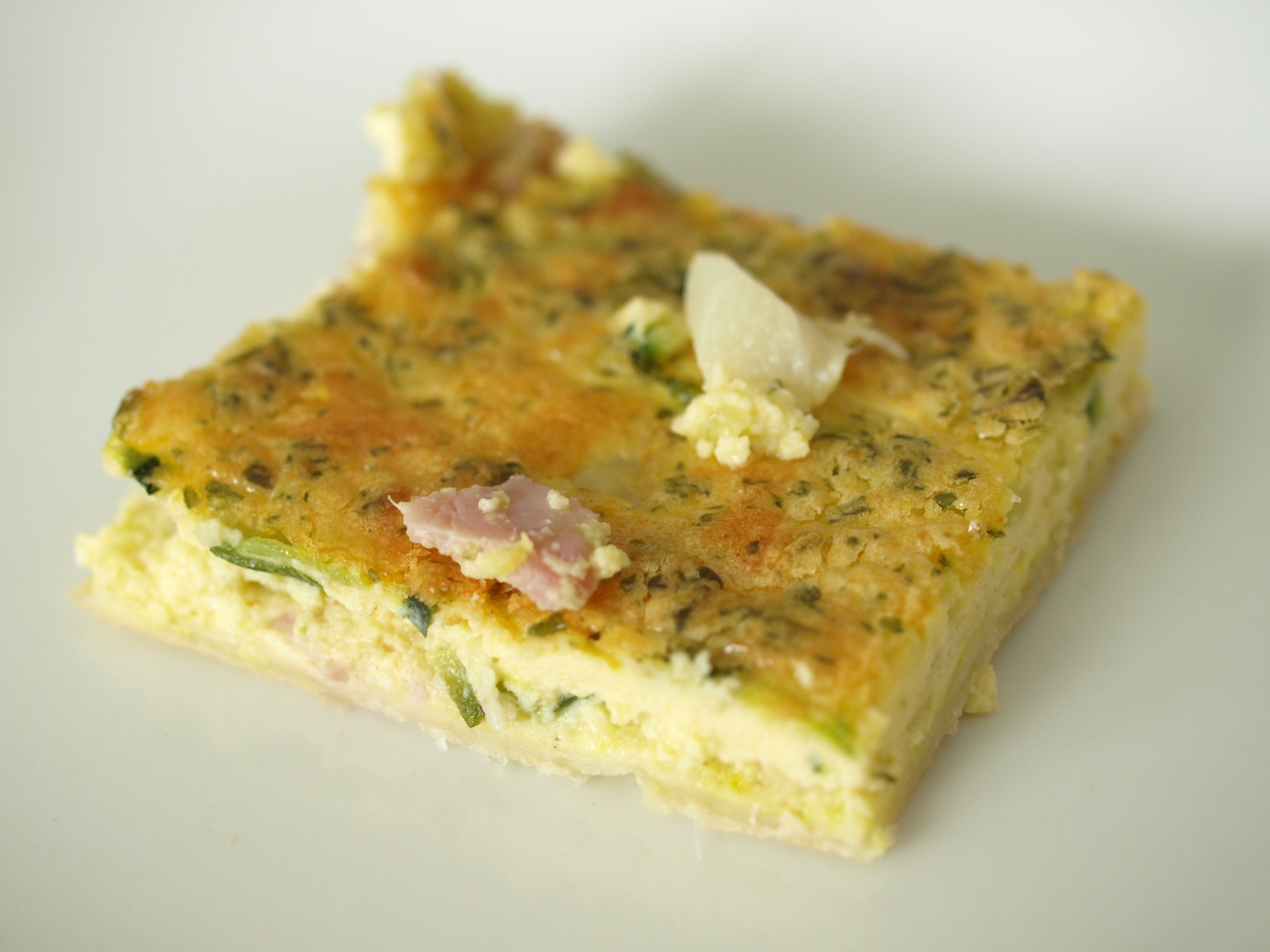 Quiche mit Spargel und Schinken