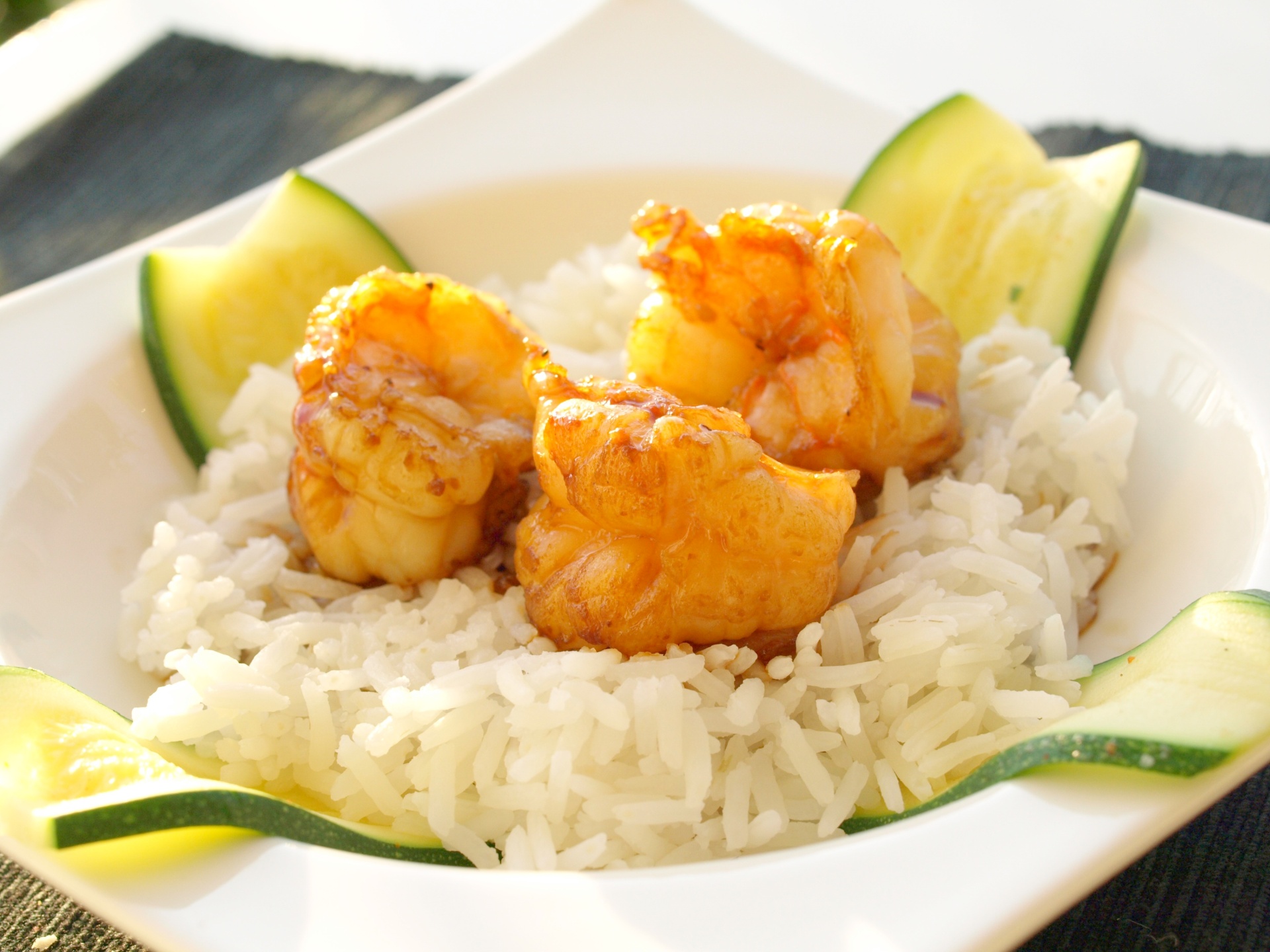 Teriyaki-Garnelen auf Thai-Reis