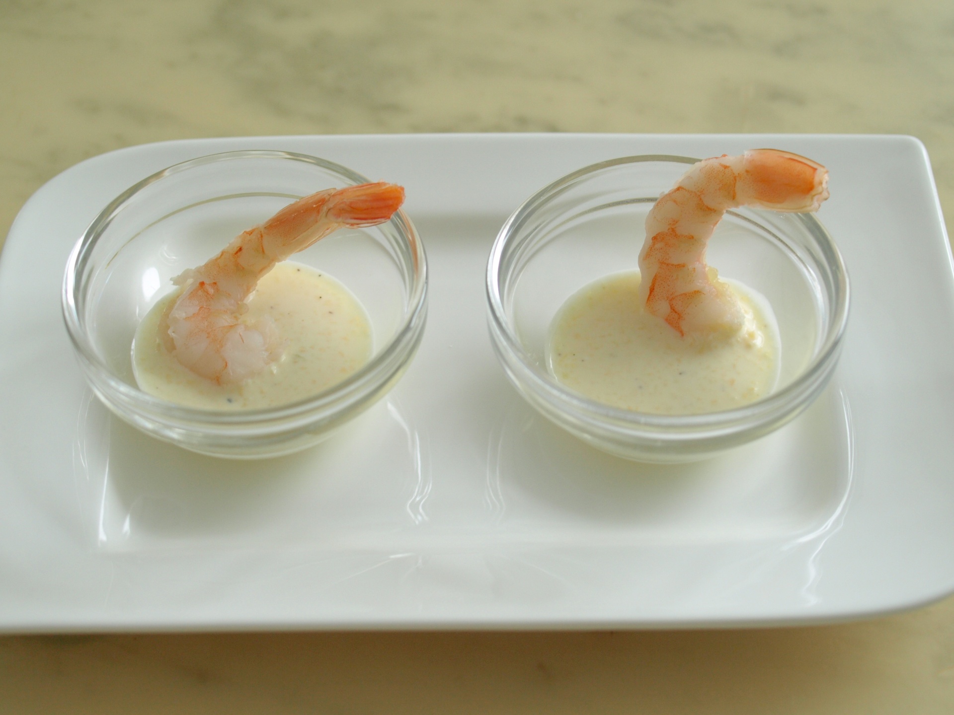 Partygarnelen mit Mango-Dip