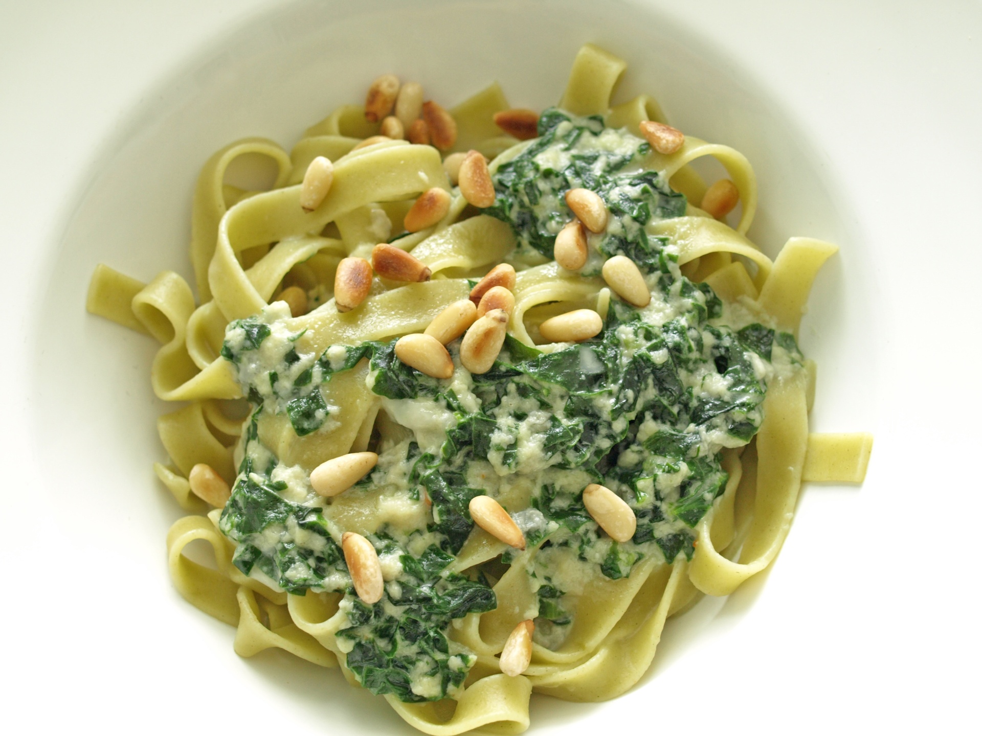 Tagliatelle mit Gorgonzola-Spinat-Sauce