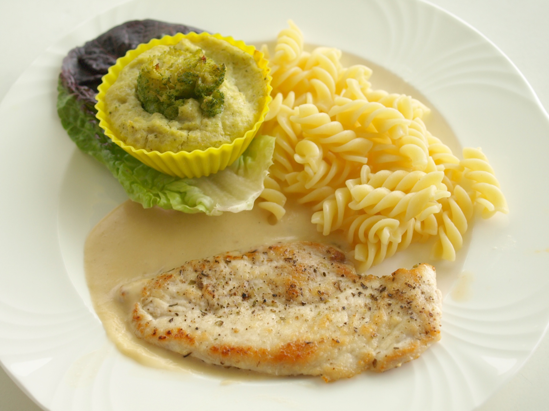 Hhnchenschnitzel mit Broccoli