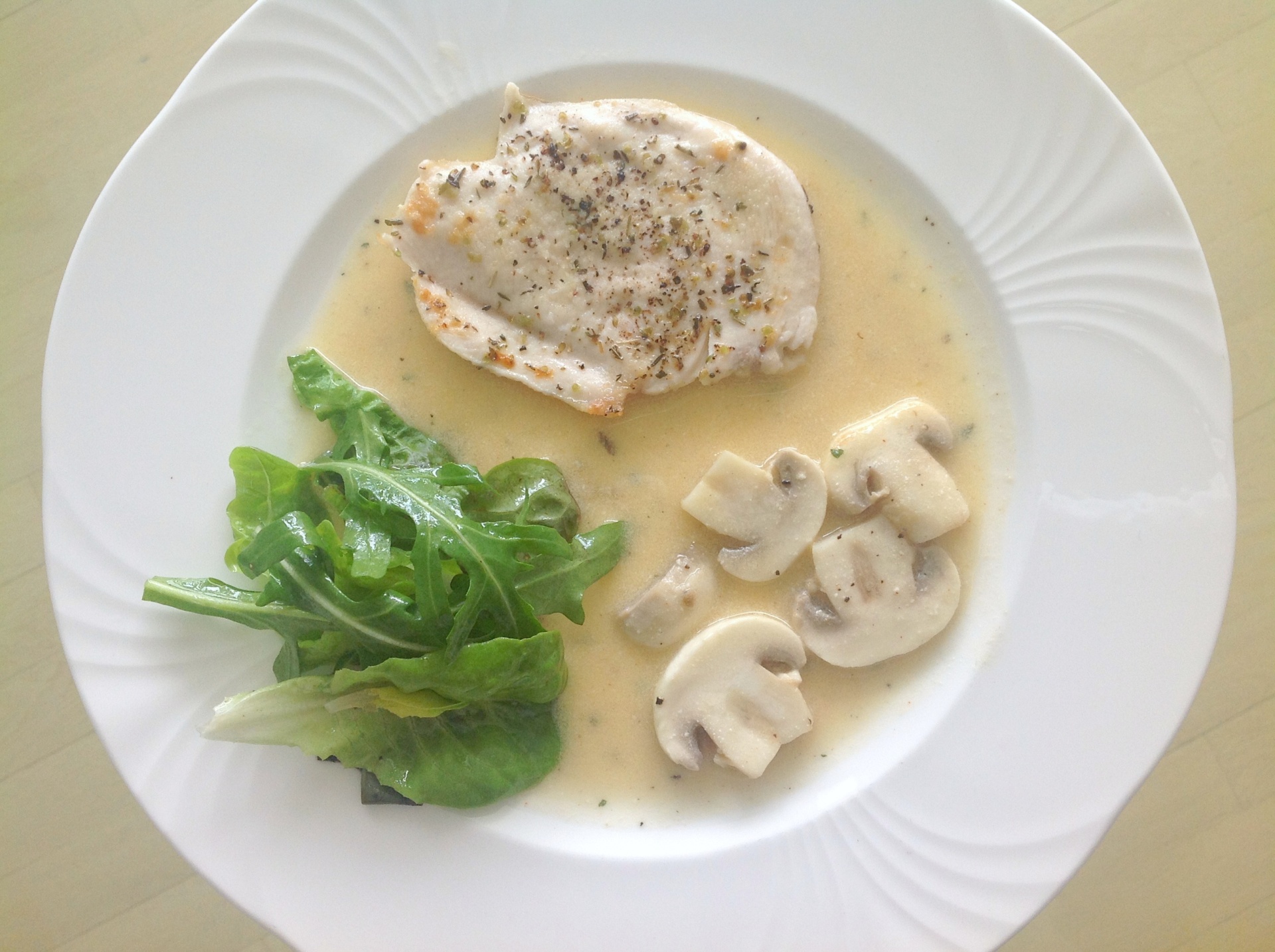 Hhnchenschnitzel mit Blattsalaten