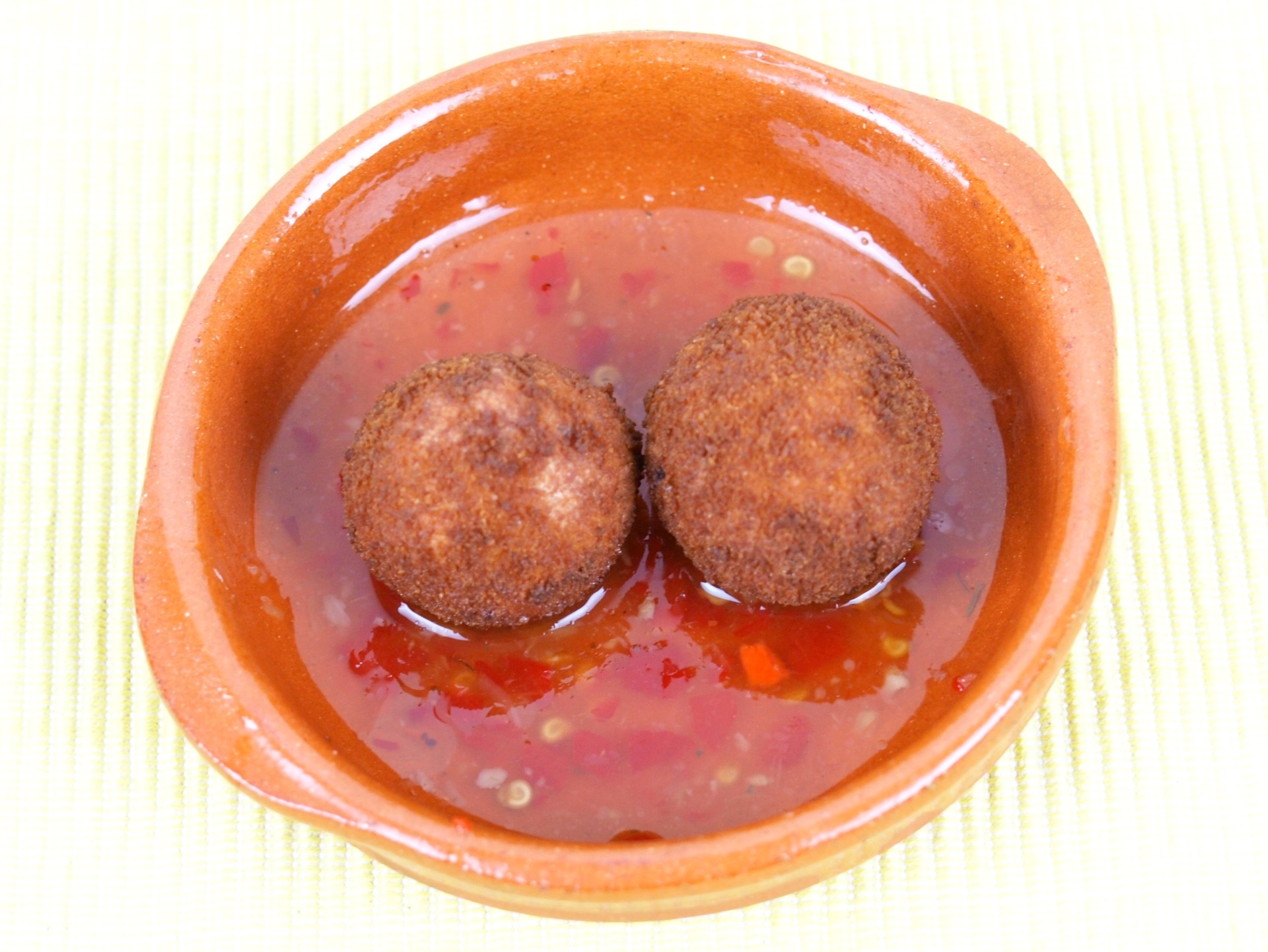 Krebsfleischbllchen mit Sauce