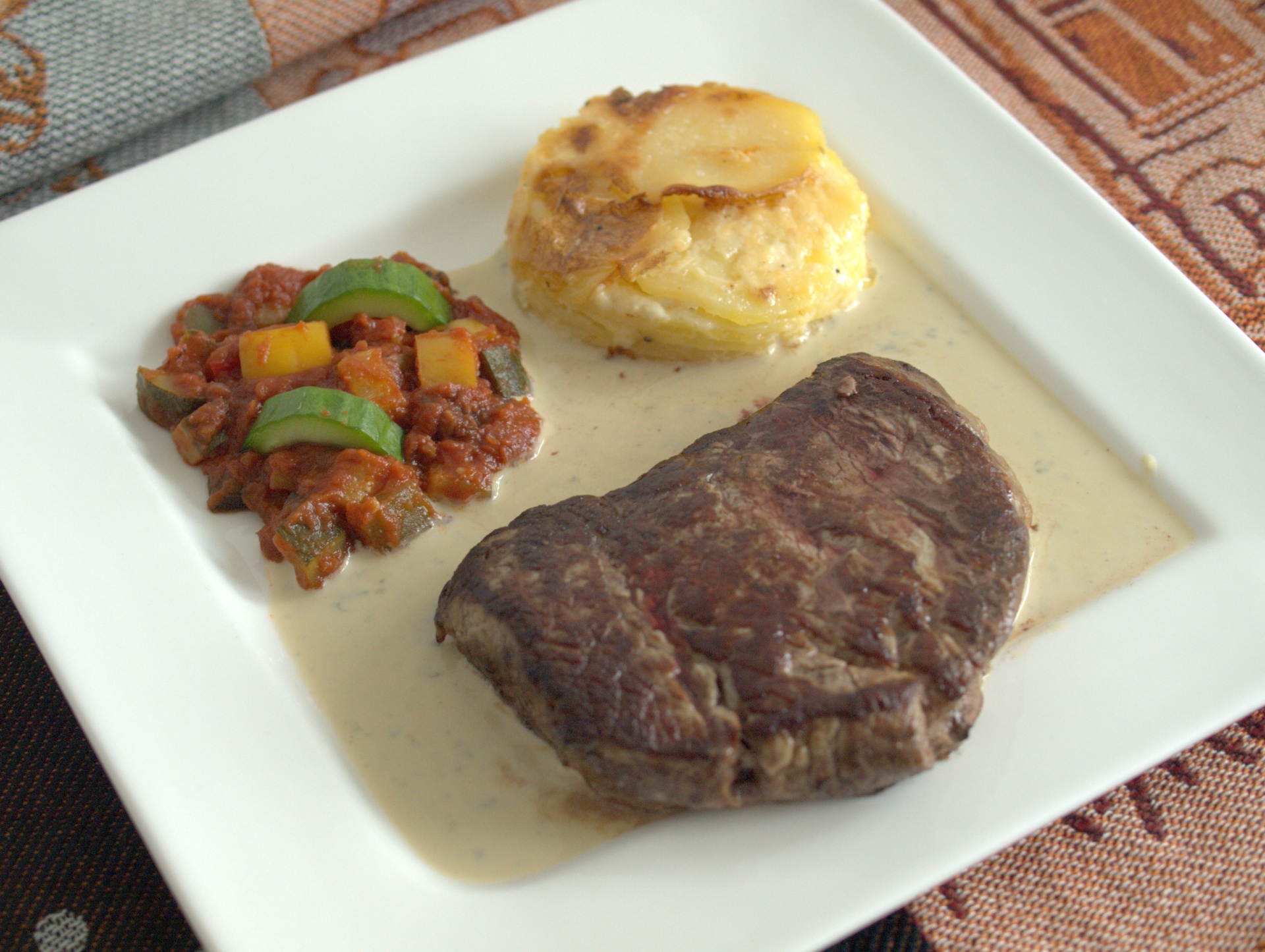 Rinderfilet mit Roquefortsauce