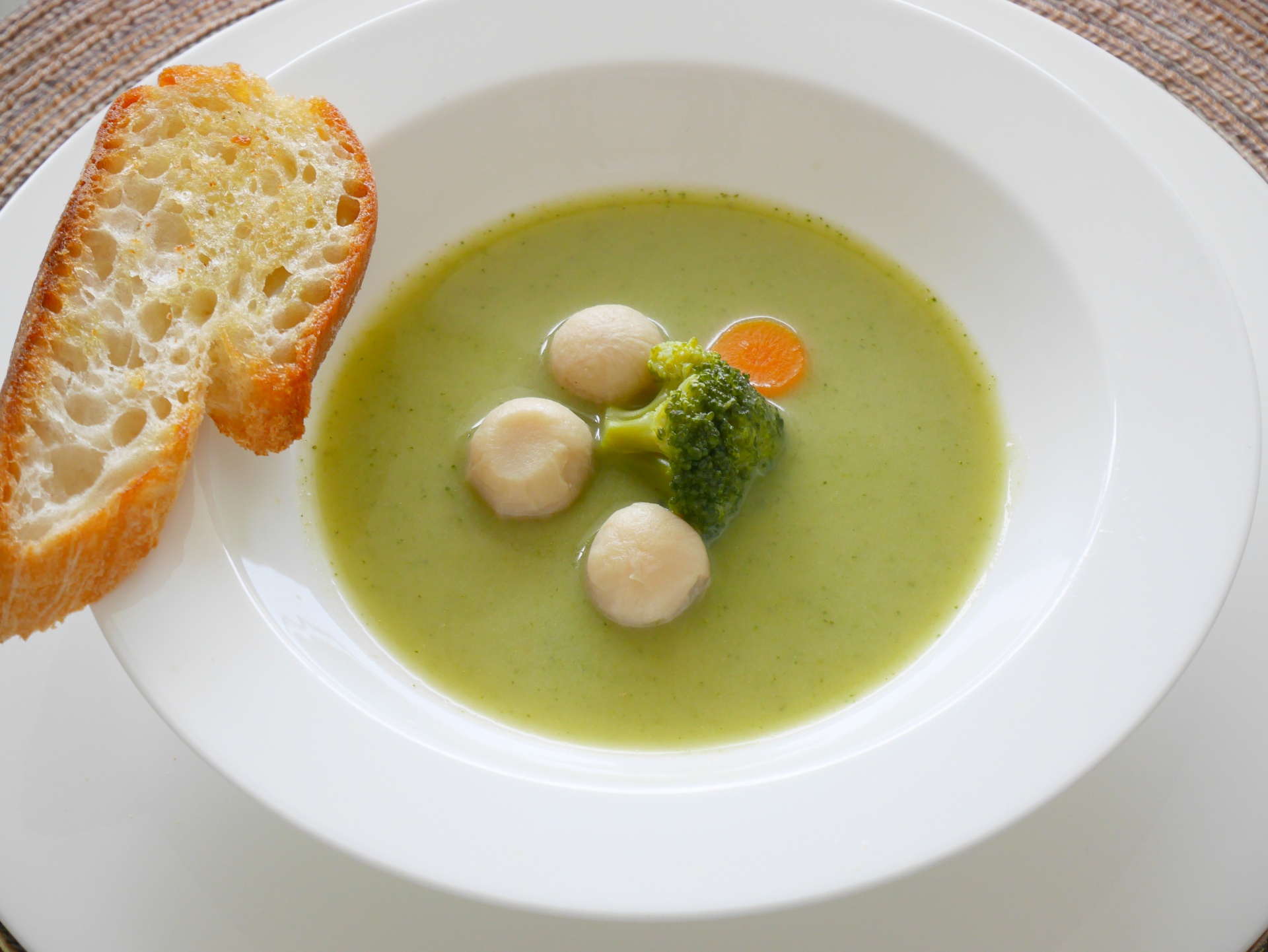 Broccolicremesuppe