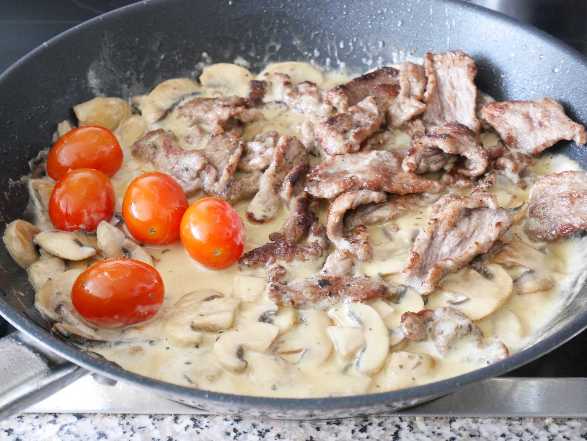Rindergeschnetzeltes mit Champignonsauce
