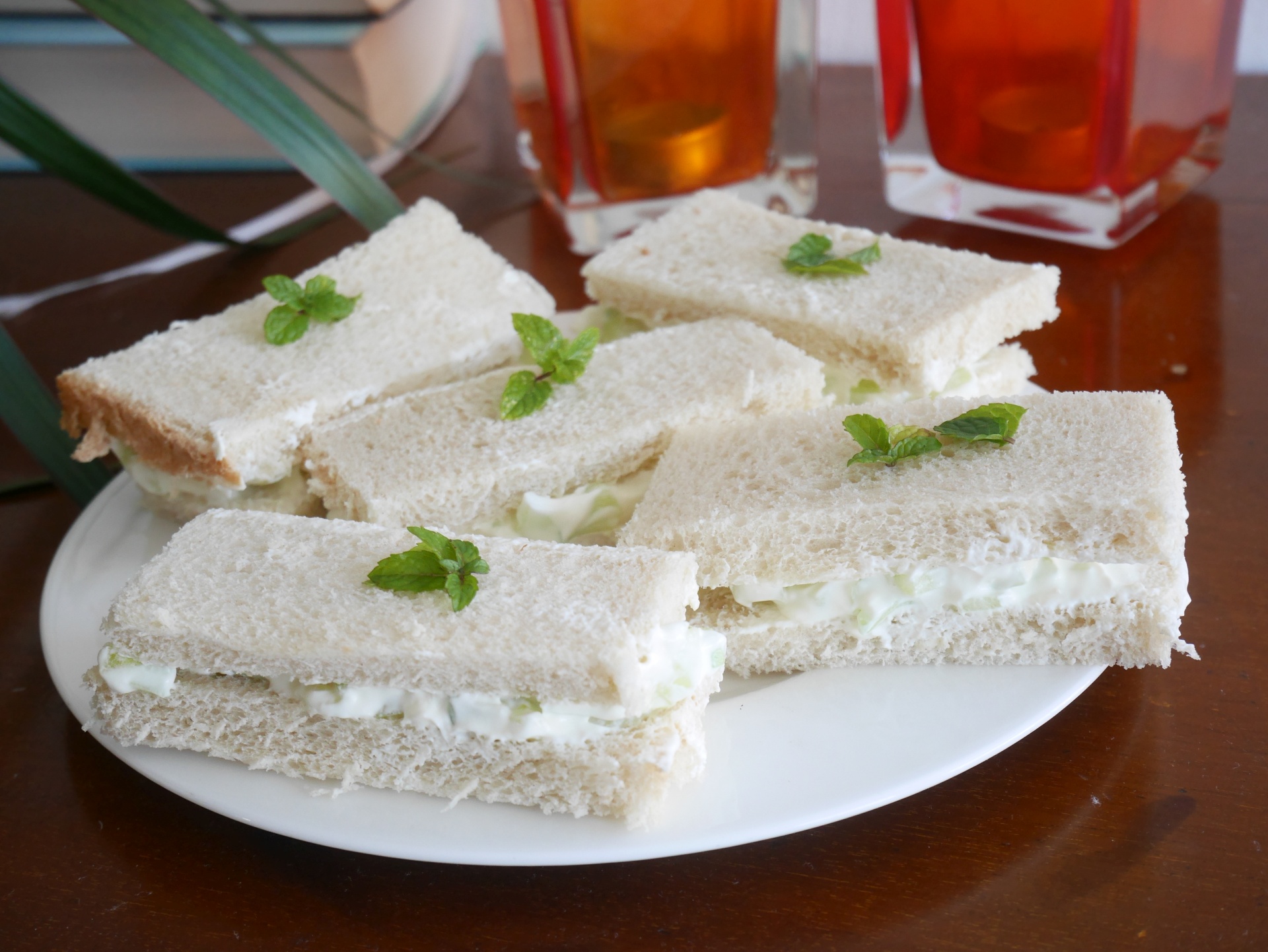 Gurkensandwiches
