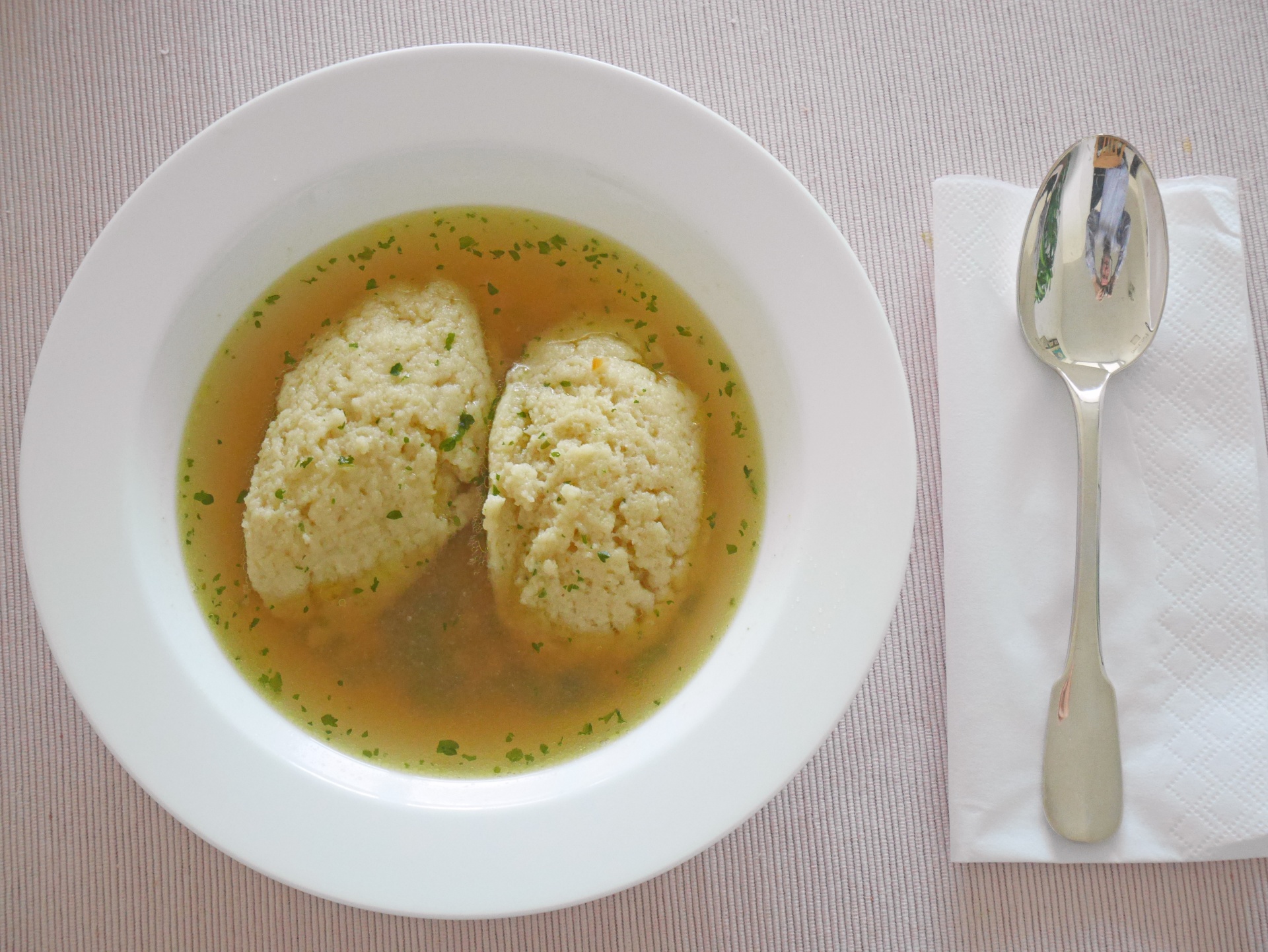 Griesnockerlsuppe