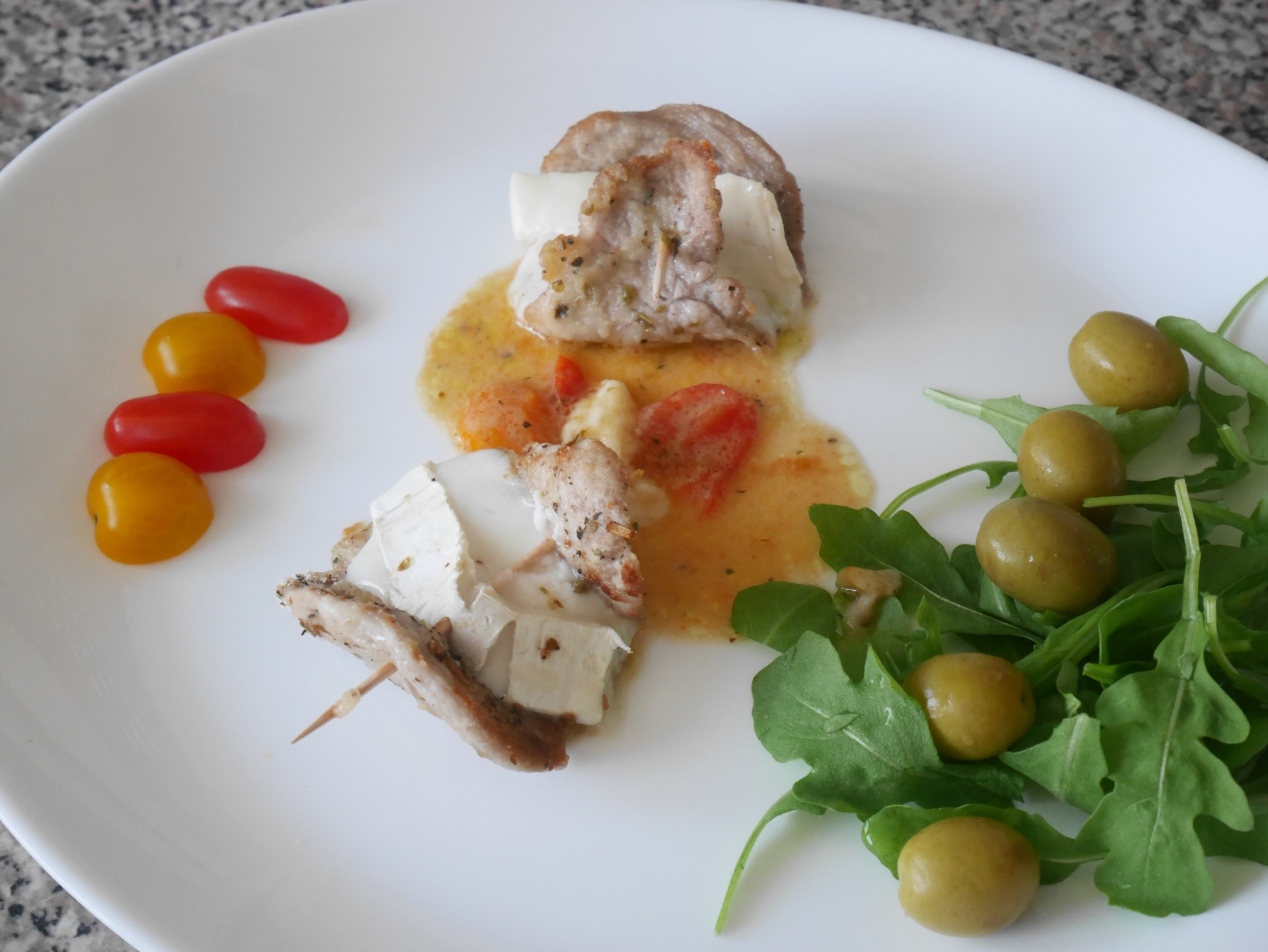 Schweinefiletscheiben, mit Ziegenkse
              berbacken