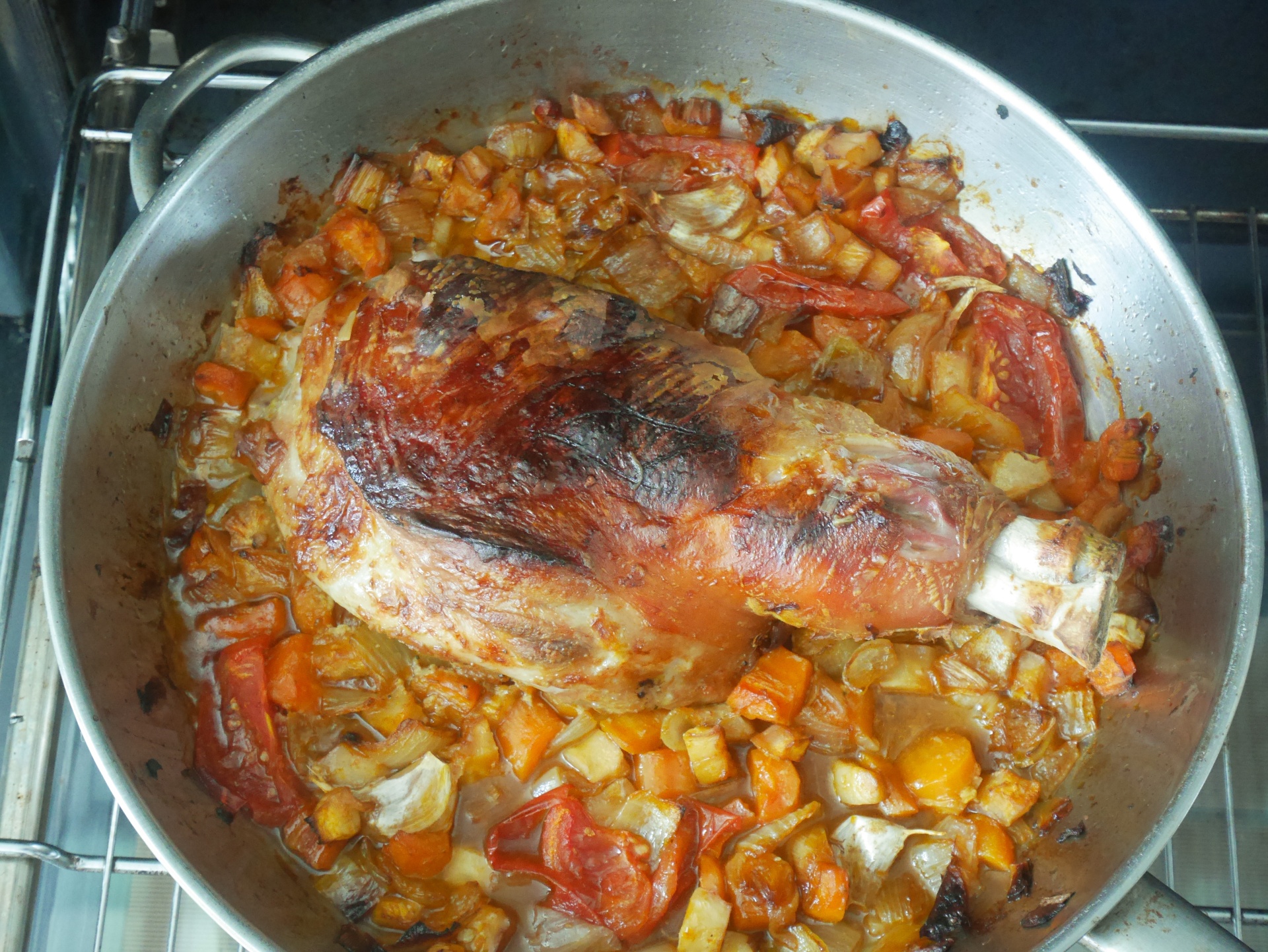 Spanferkelschulter mit Dunkelbiersauce
