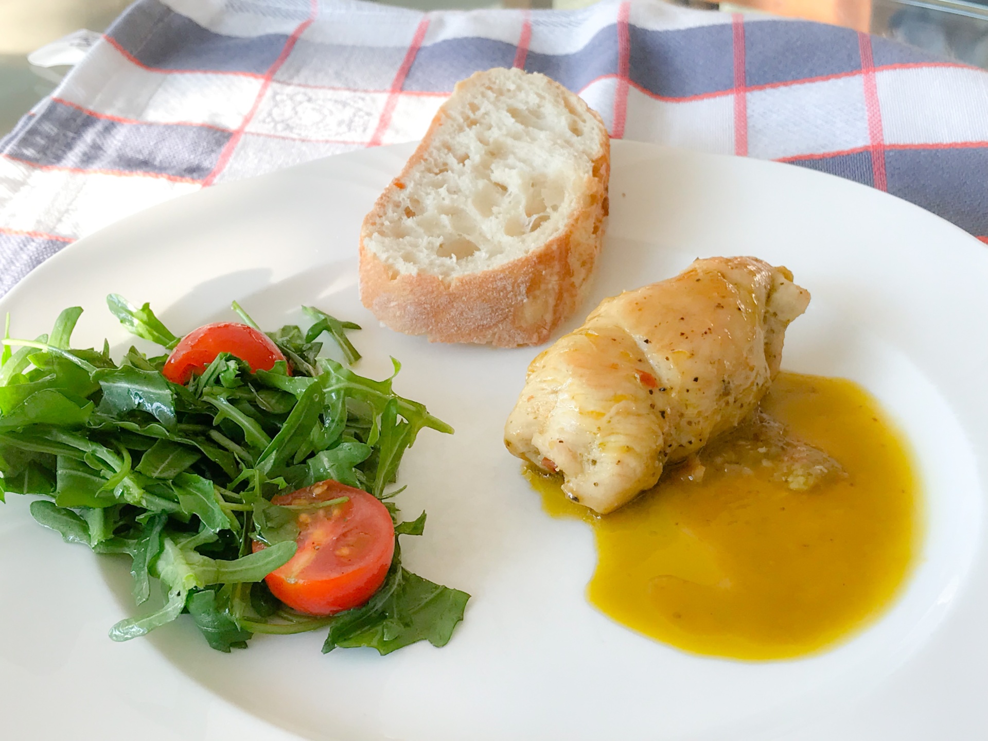 Hhnchen-Involtini mit Pesto und Mozzarella