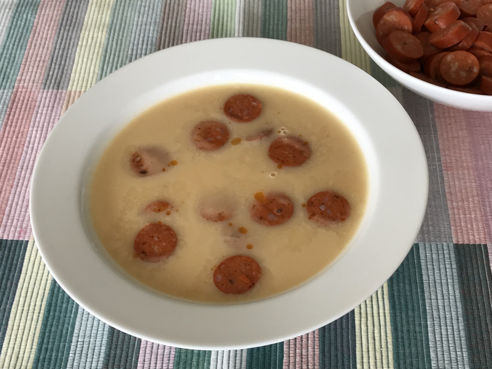 Kartoffelsuppe mit Debreziner
