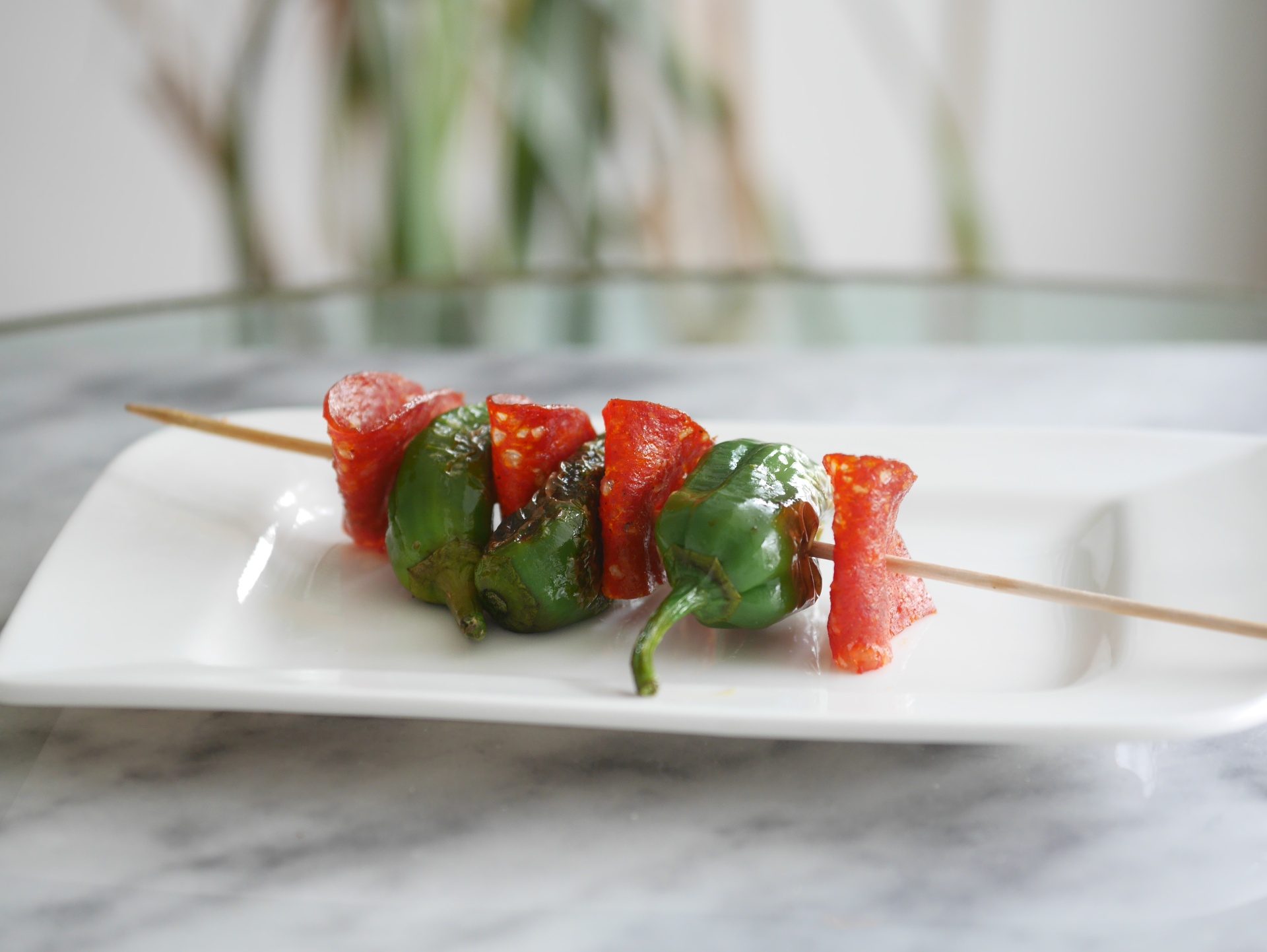 Pimientos-Spie�e mit Chorizo